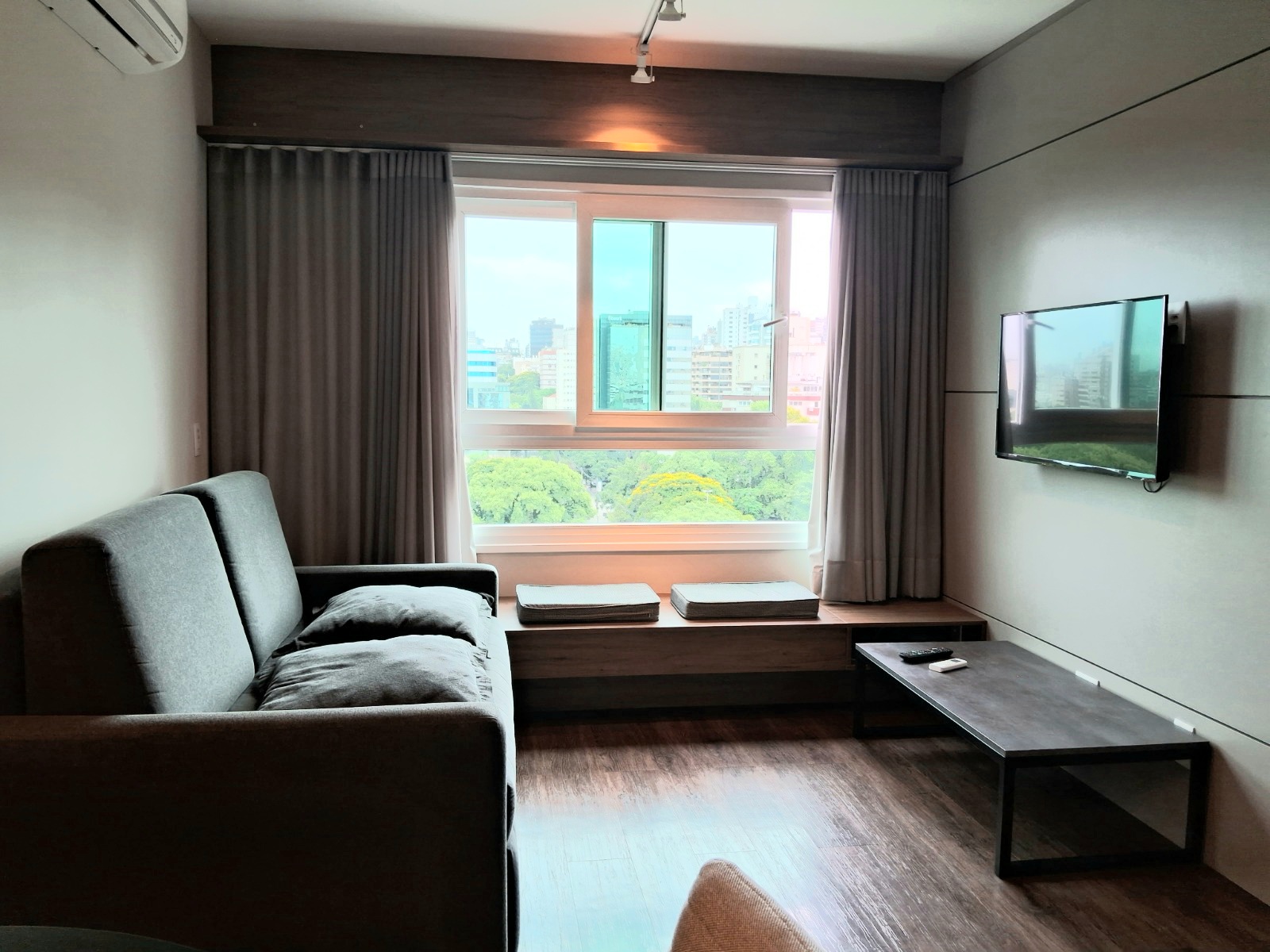 Apartamento para alugar com 43m², 1 quarto, 1 vaga no bairro Moinhos de Vento em Porto Alegre - Foto 8