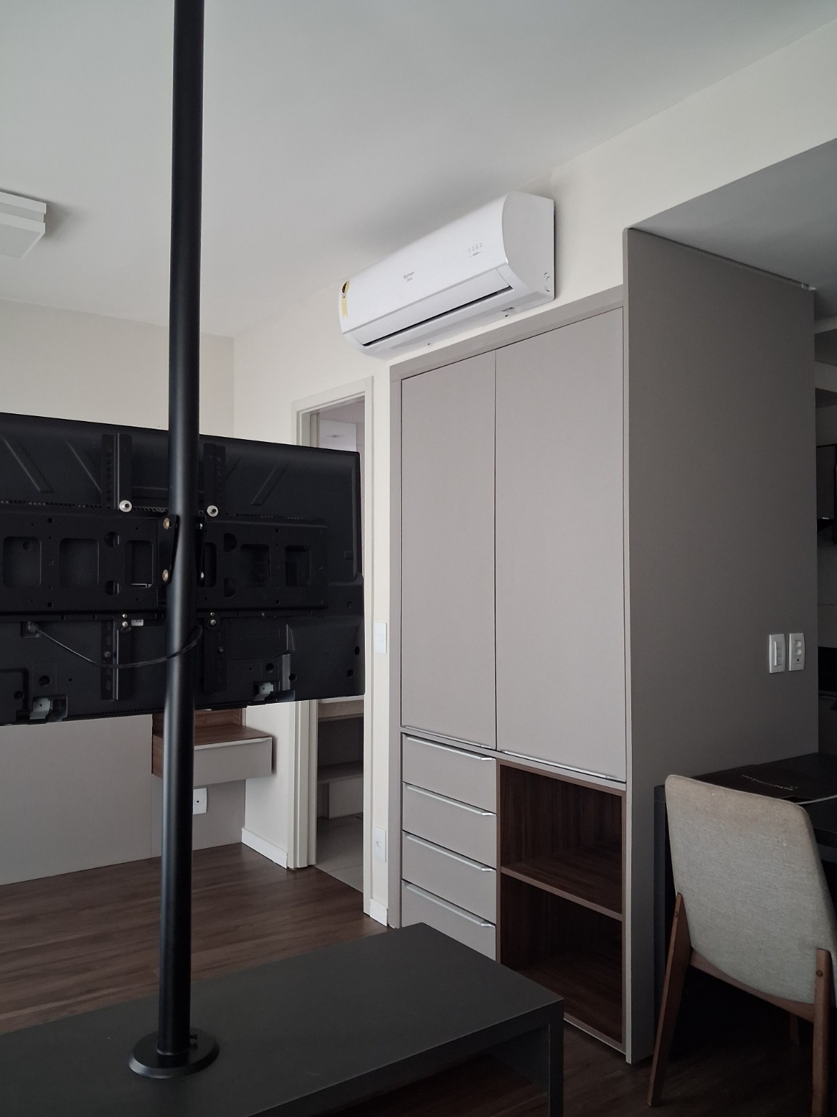 Apartamento para alugar com 33m², 1 quarto, 1 vaga no bairro Moinhos de Vento em Porto Alegre - Foto 11
