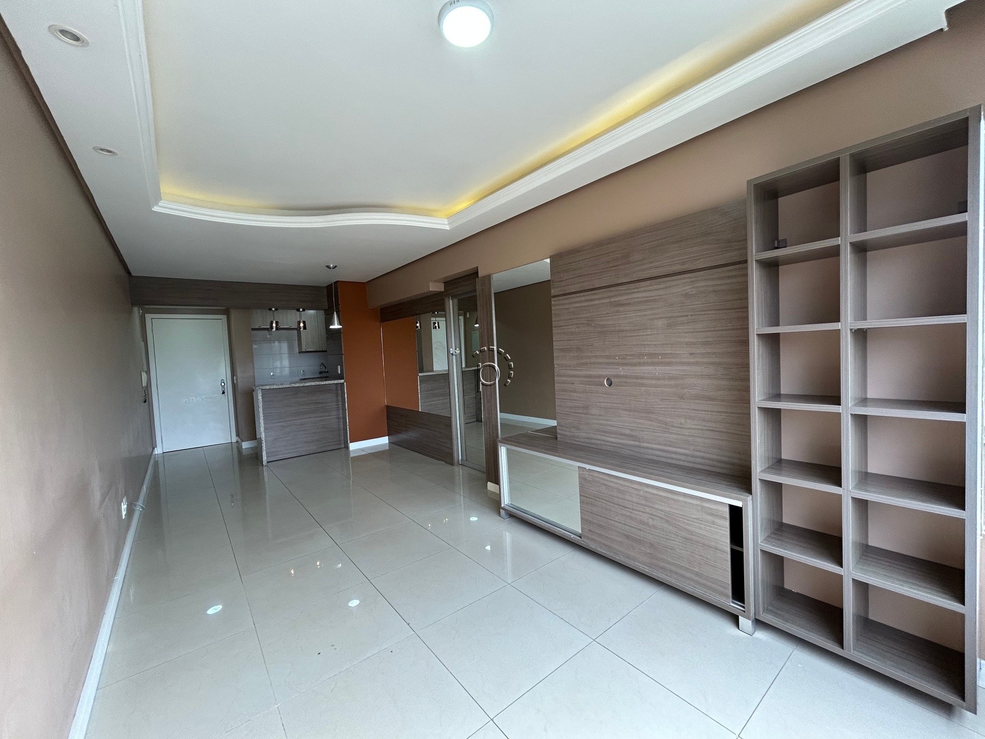 Apartamento à venda com 71m², 3 quartos, 1 suíte no bairro Cavalhada em Porto Alegre - Foto 3