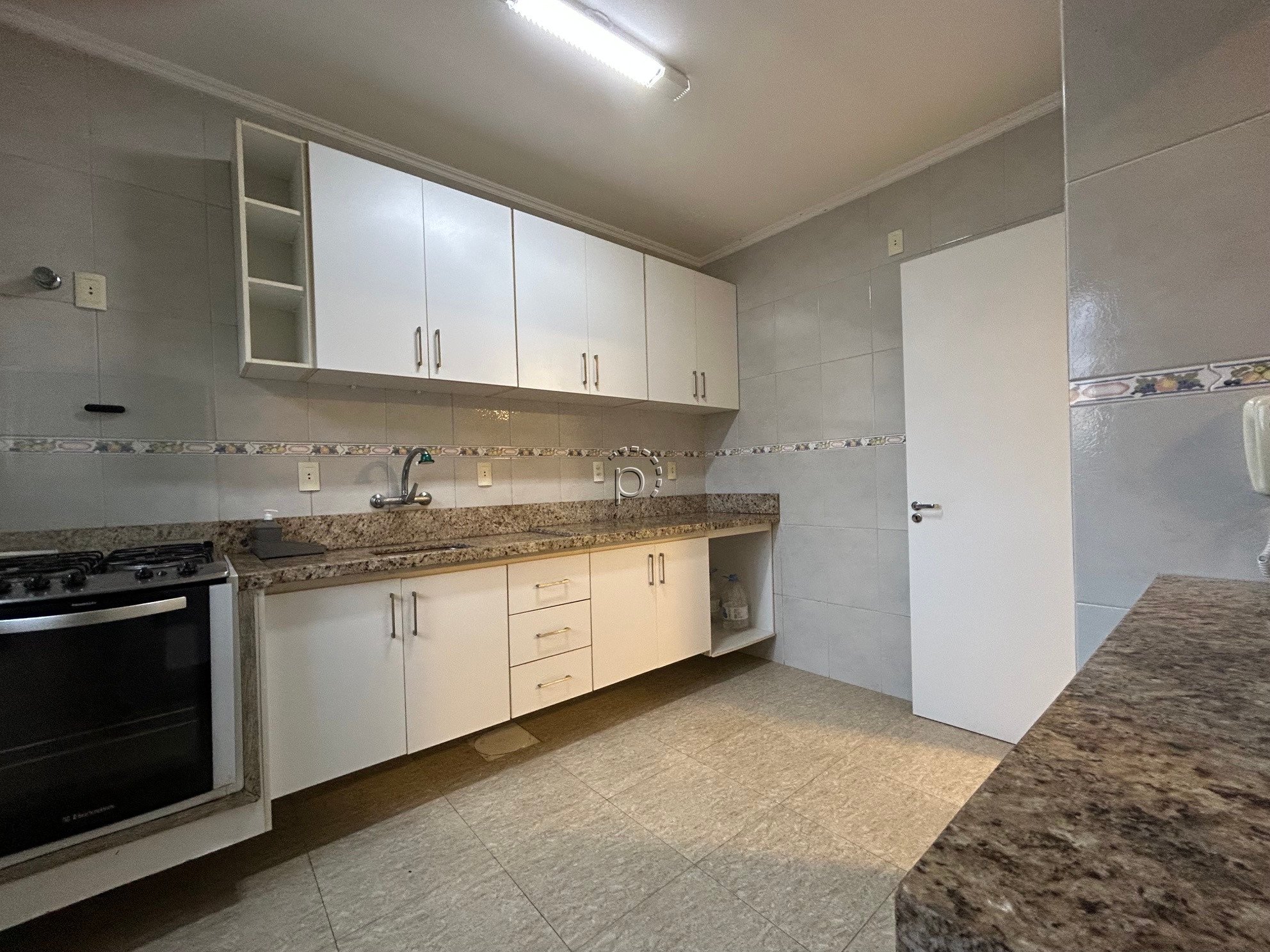 Casa em Condomínio à venda com 204m², 3 quartos, 1 suíte, 2 vagas no bairro Jardim Isabel em Porto Alegre - Foto 6