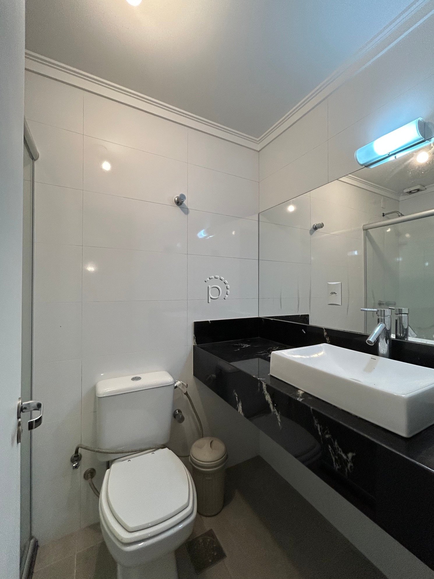 Casa em Condomínio à venda com 204m², 3 quartos, 1 suíte, 2 vagas no bairro Jardim Isabel em Porto Alegre - Foto 12