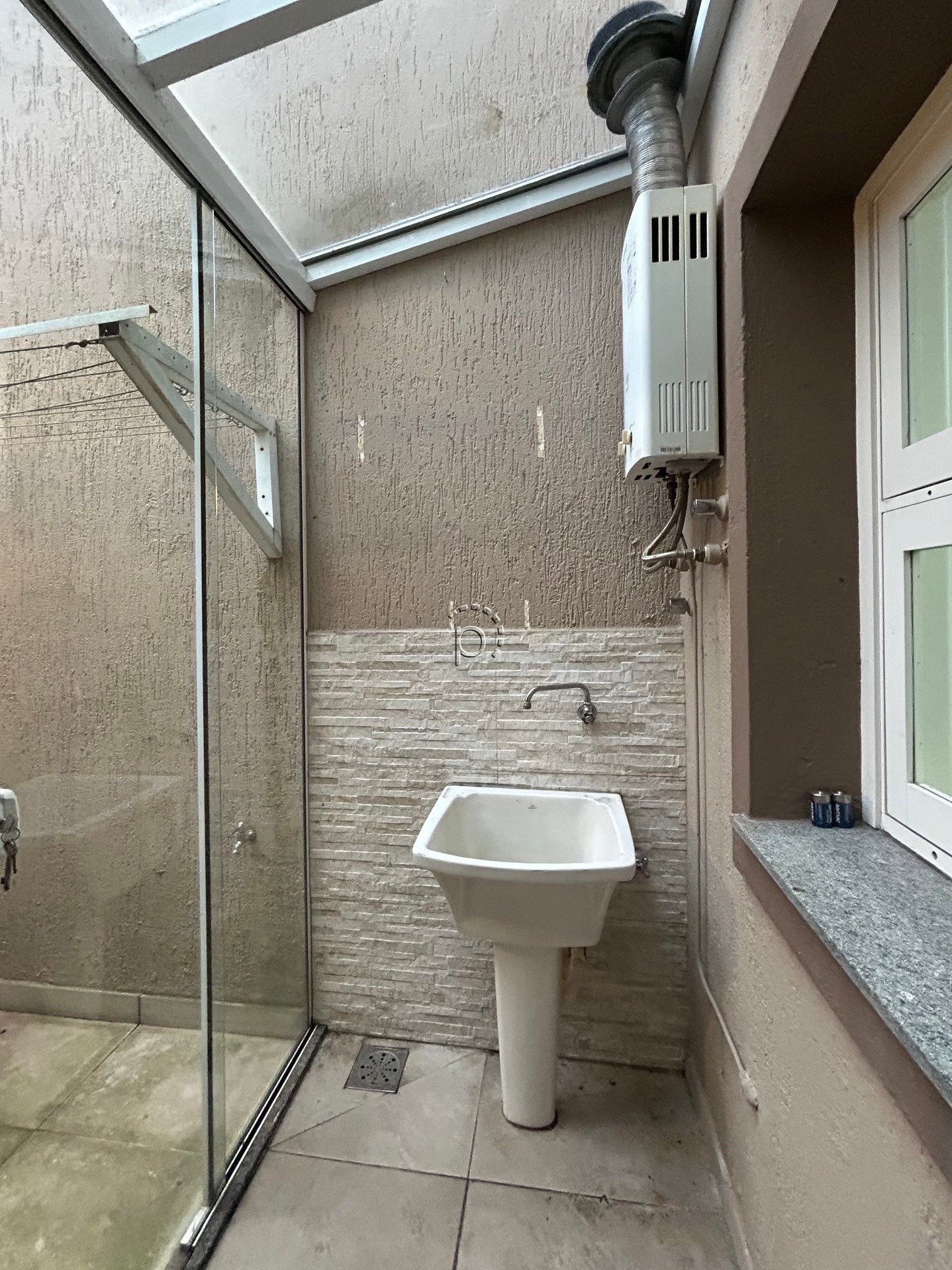 Casa em Condomínio à venda com 204m², 3 quartos, 1 suíte, 2 vagas no bairro Jardim Isabel em Porto Alegre - Foto 27