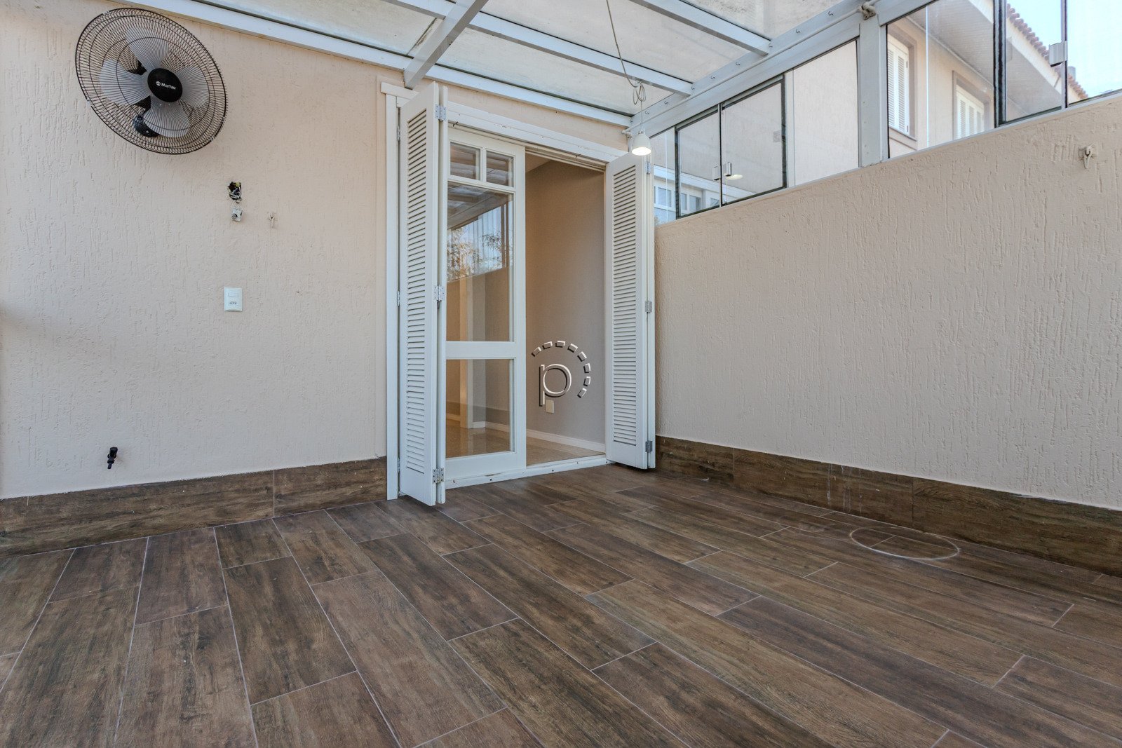 Casa em Condomínio à venda com 204m², 3 quartos, 1 suíte, 2 vagas no bairro Jardim Isabel em Porto Alegre - Foto 9
