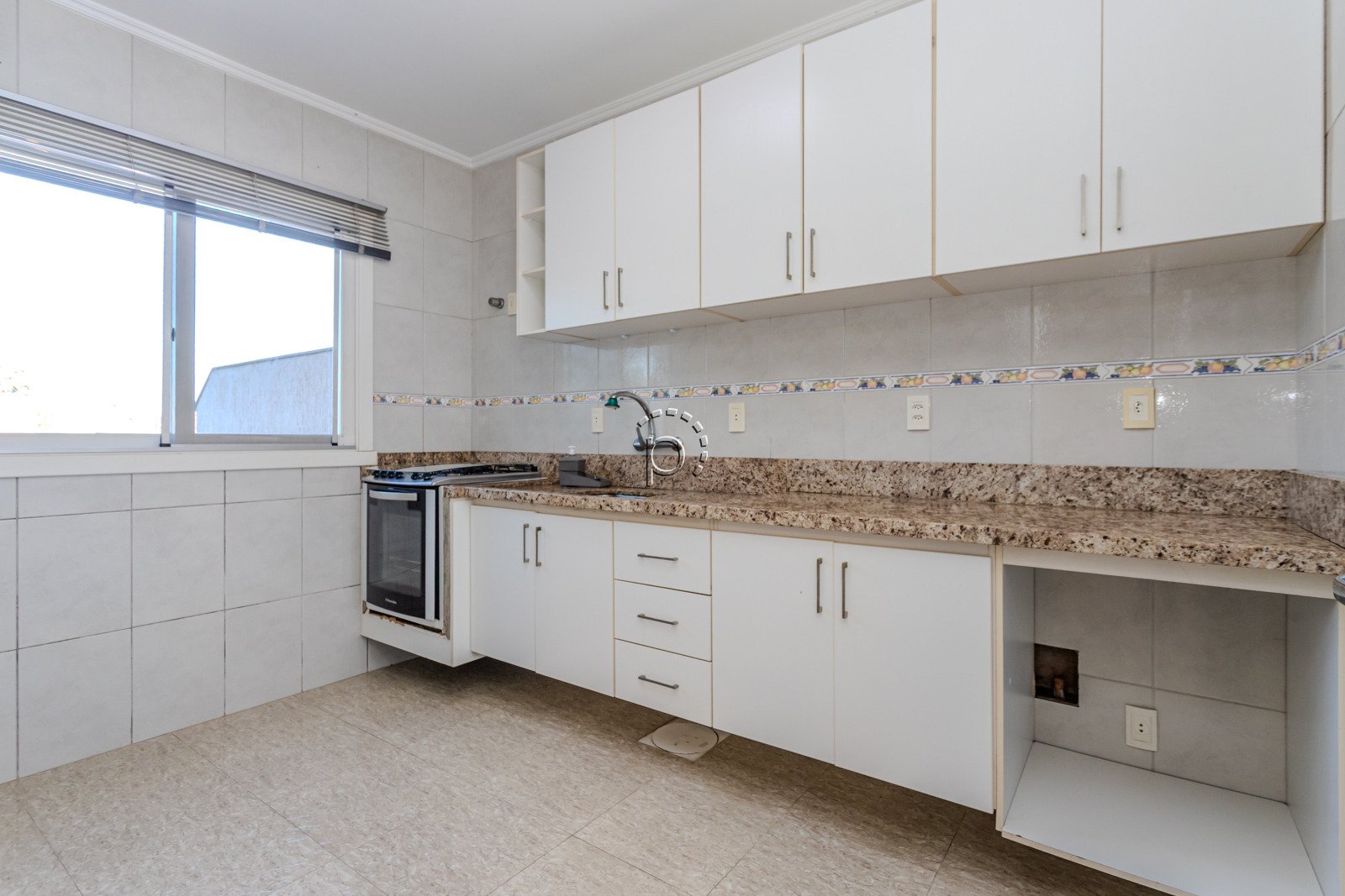 Casa em Condomínio à venda com 204m², 3 quartos, 1 suíte, 2 vagas no bairro Jardim Isabel em Porto Alegre - Foto 10