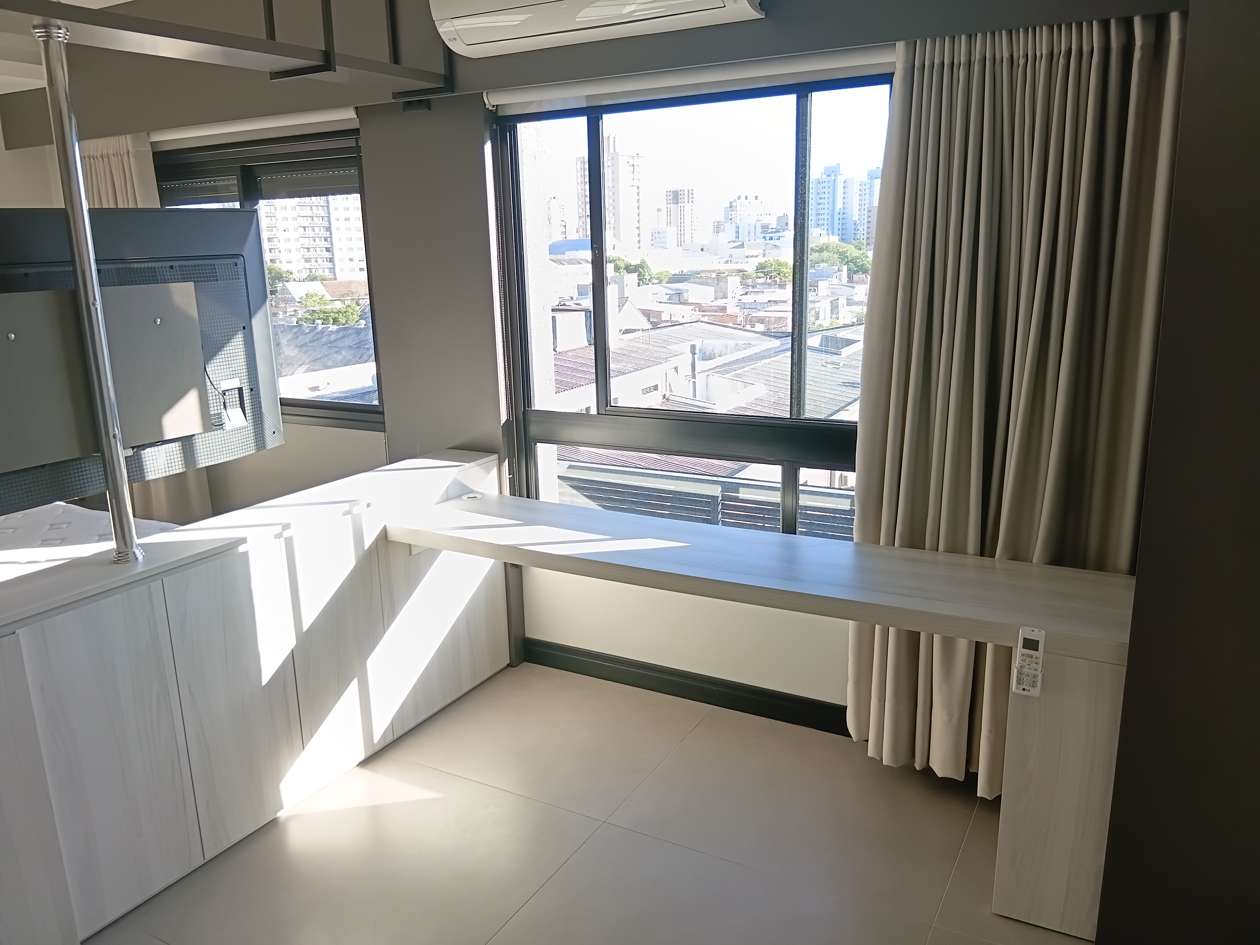 Apartamento para alugar com 44m², 1 quarto, 1 vaga no bairro Azenha em Porto Alegre - Foto 11