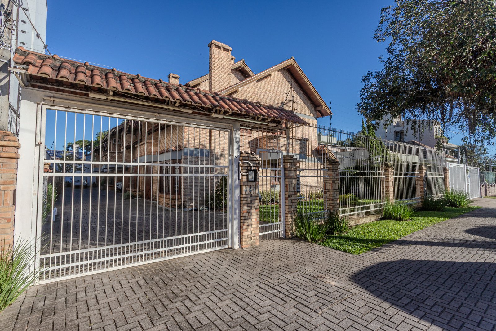 Casa em Condomínio à venda com 206m², 3 quartos, 1 suíte, 2 vagas no bairro Tristeza em Porto Alegre - Foto 2