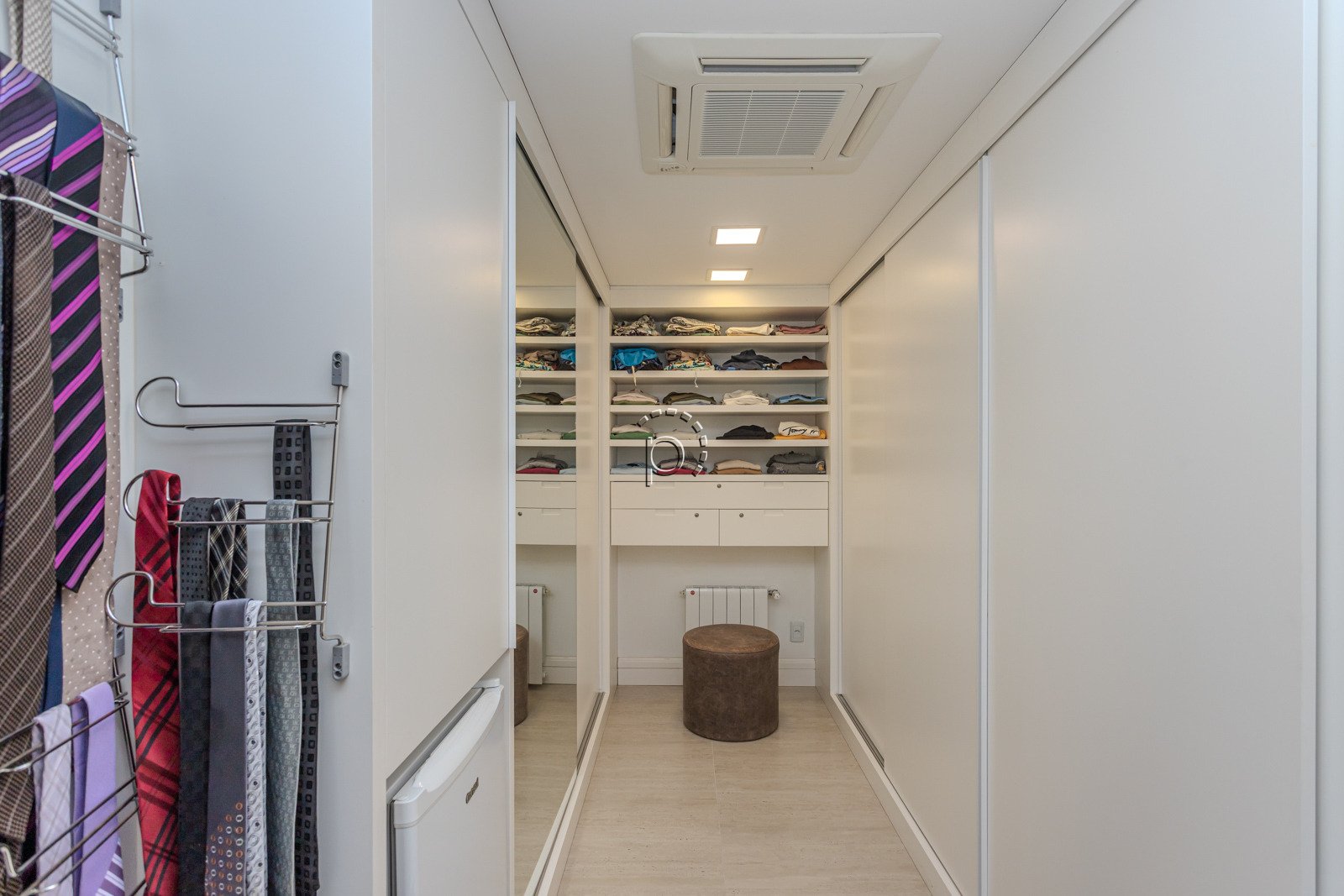 Casa em Condomínio à venda com 513m², 4 quartos, 4 suítes, 2 vagas no bairro Tristeza em Porto Alegre - Foto 29