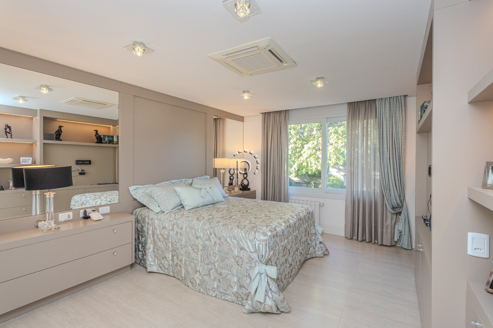 Casa em Condomínio à venda com 513m², 4 quartos, 4 suítes, 2 vagas no bairro Tristeza em Porto Alegre - Foto 51