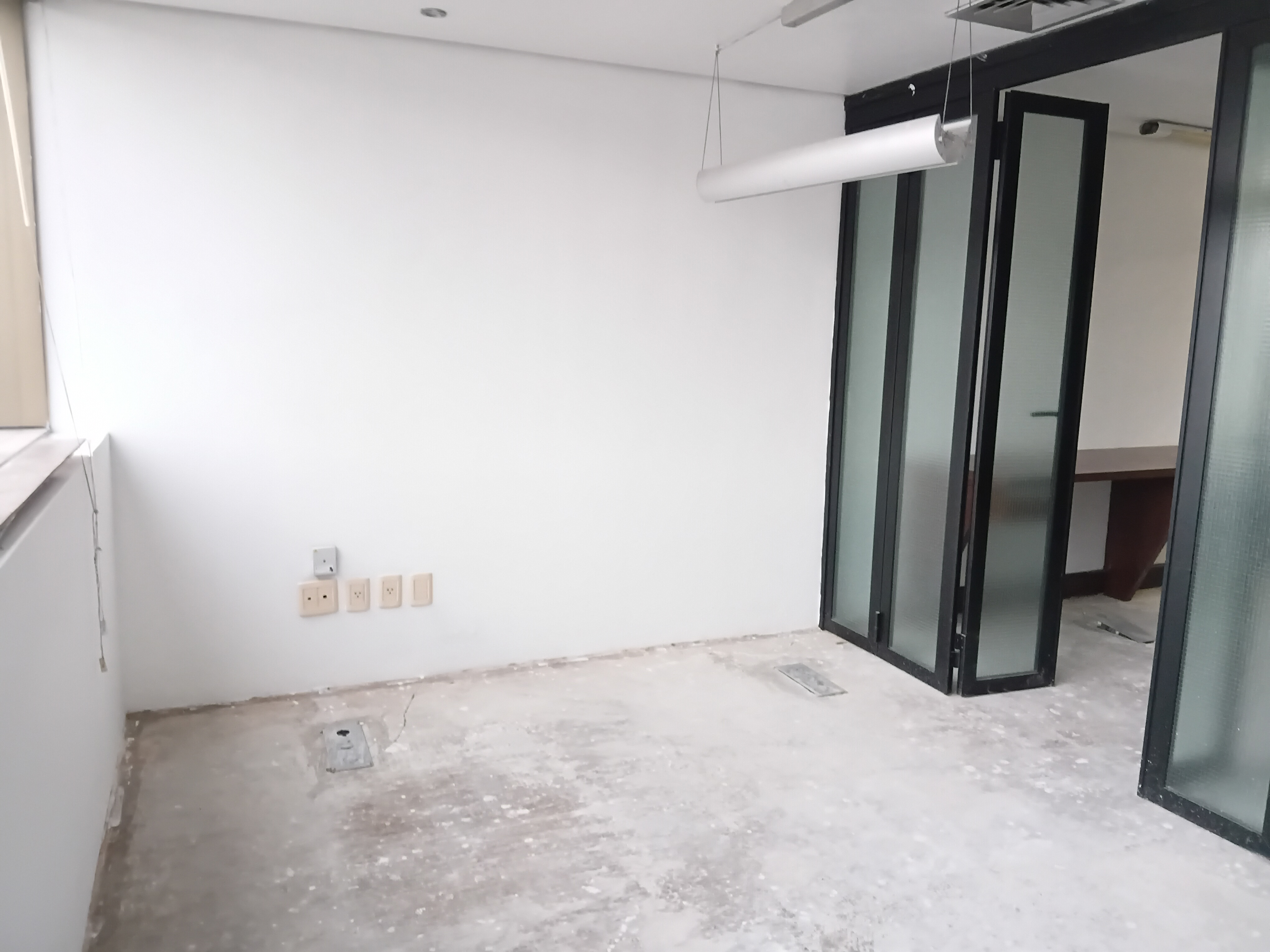 Sala para alugar com 40m² no bairro Cidade Baixa em Porto Alegre - Foto 5