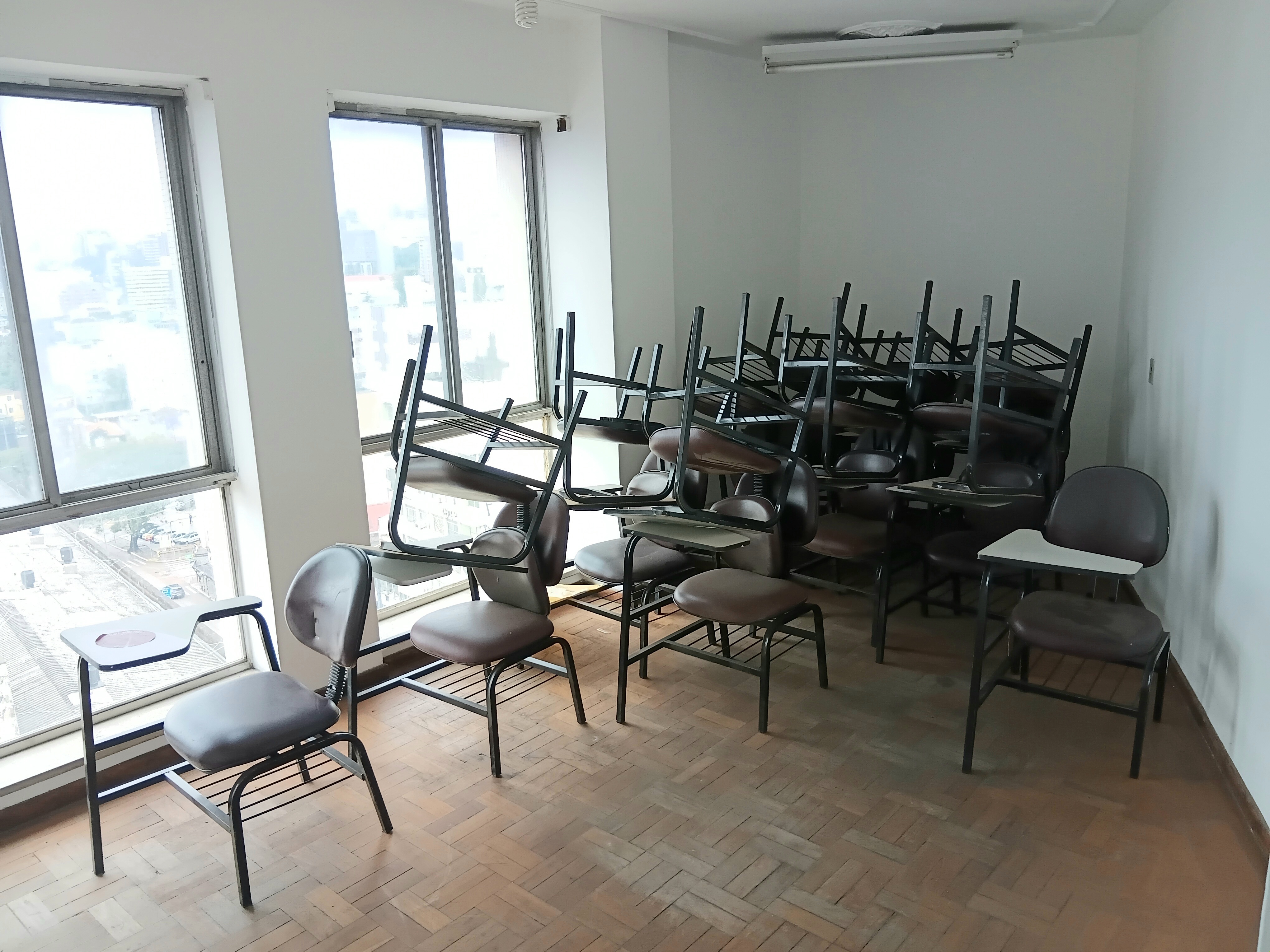Sala à venda com 122m² no bairro Floresta em Porto Alegre - Foto 11