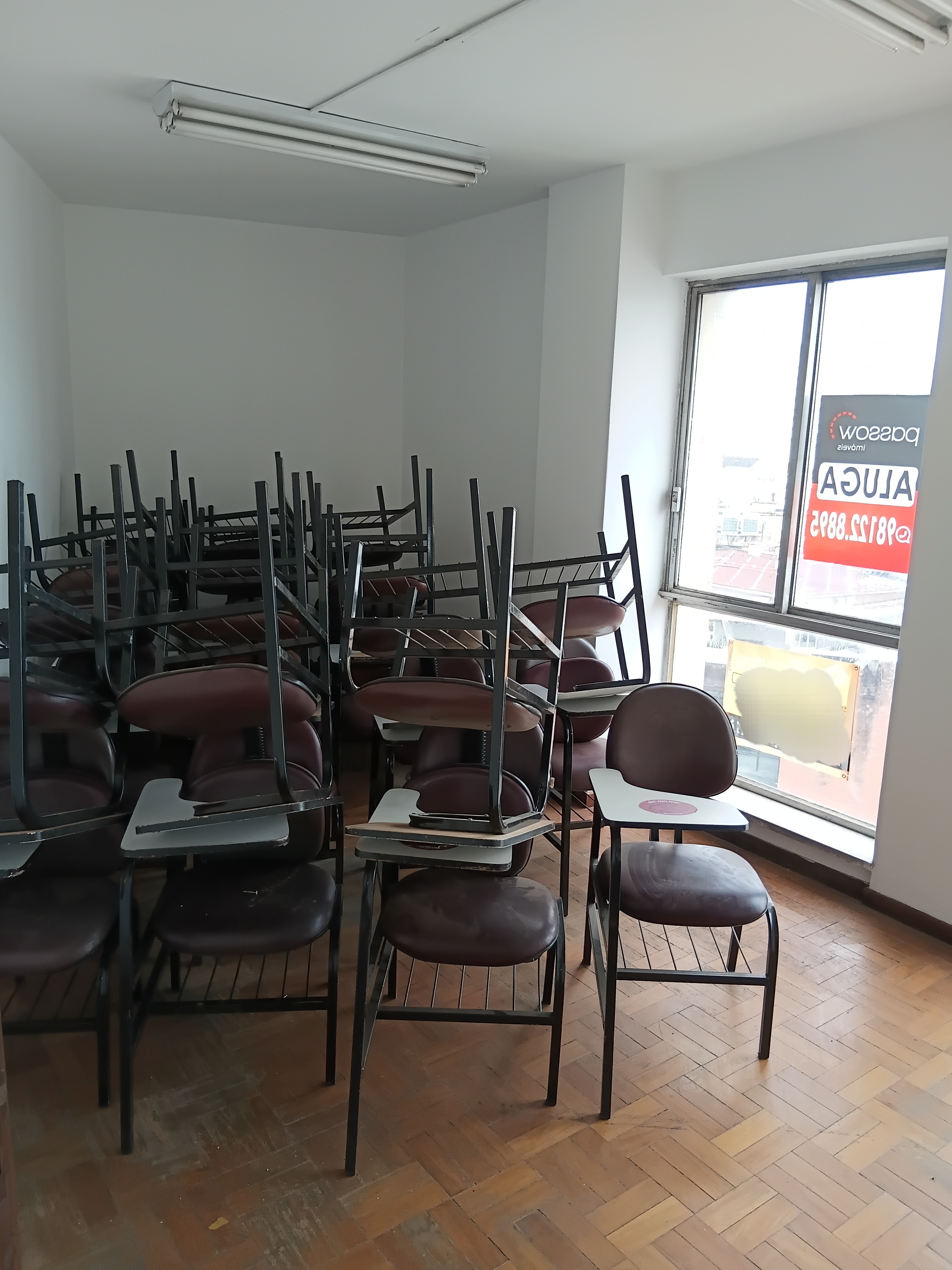 Sala à venda com 122m² no bairro Floresta em Porto Alegre - Foto 12