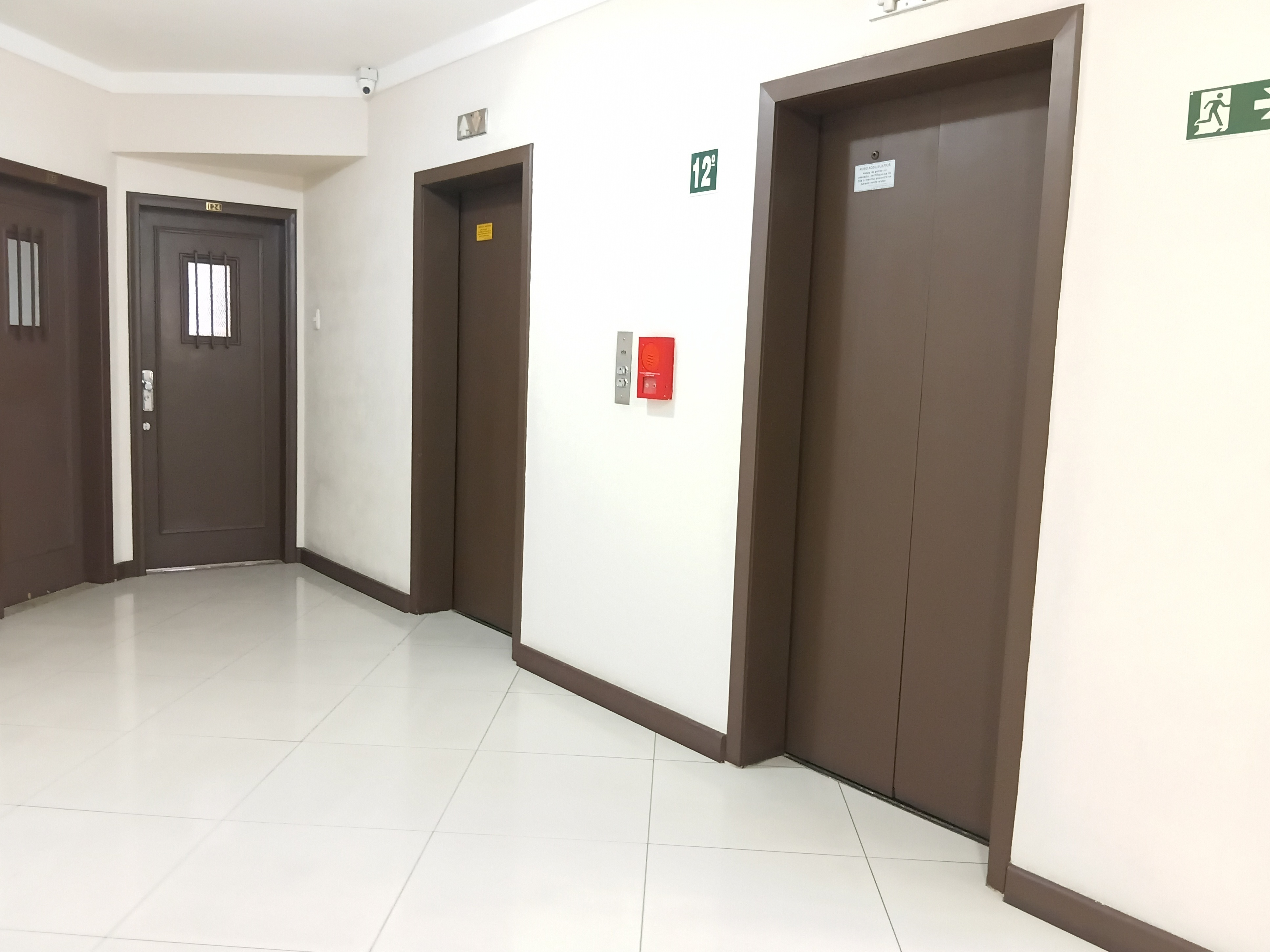 Sala à venda com 122m² no bairro Floresta em Porto Alegre - Foto 19
