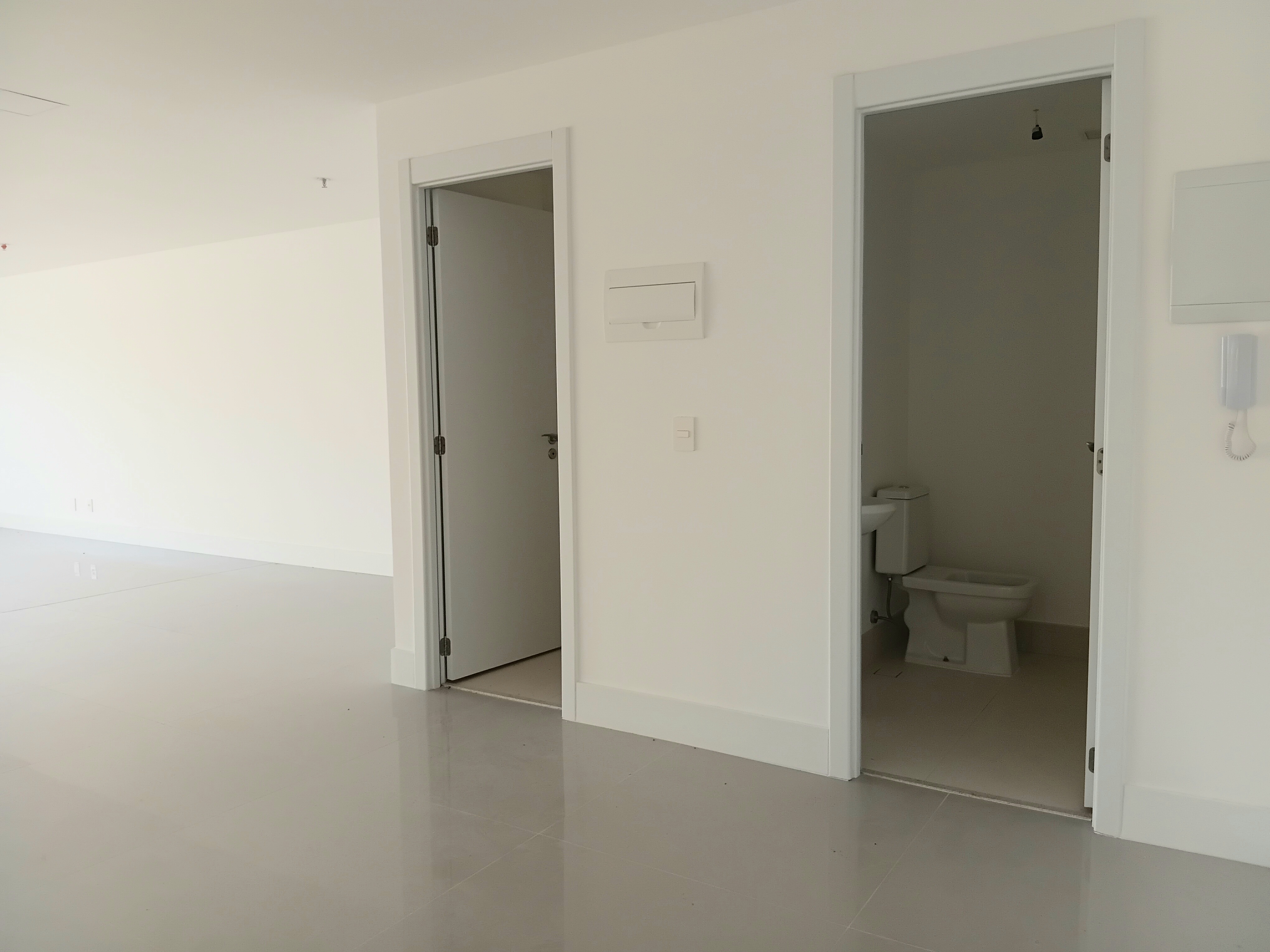 Sala para alugar com 75m² no bairro Menino Deus em Porto Alegre - Foto 7