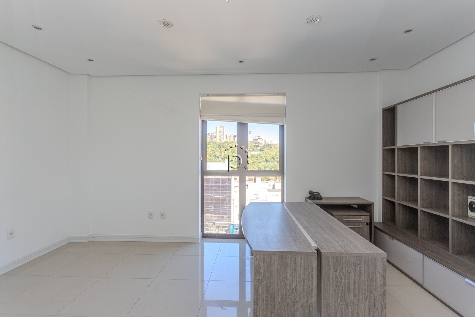 Sala à venda com 49m², 1 vaga no bairro Menino Deus em Porto Alegre - Foto 8