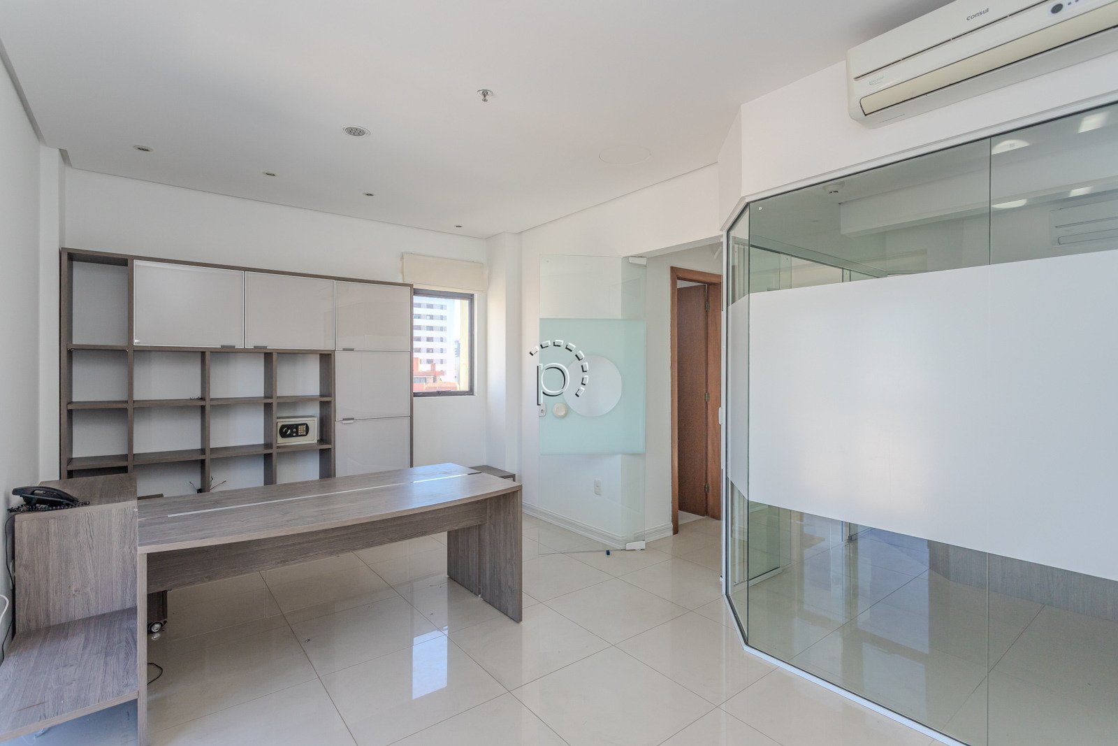 Sala à venda com 49m², 1 vaga no bairro Menino Deus em Porto Alegre - Foto 11