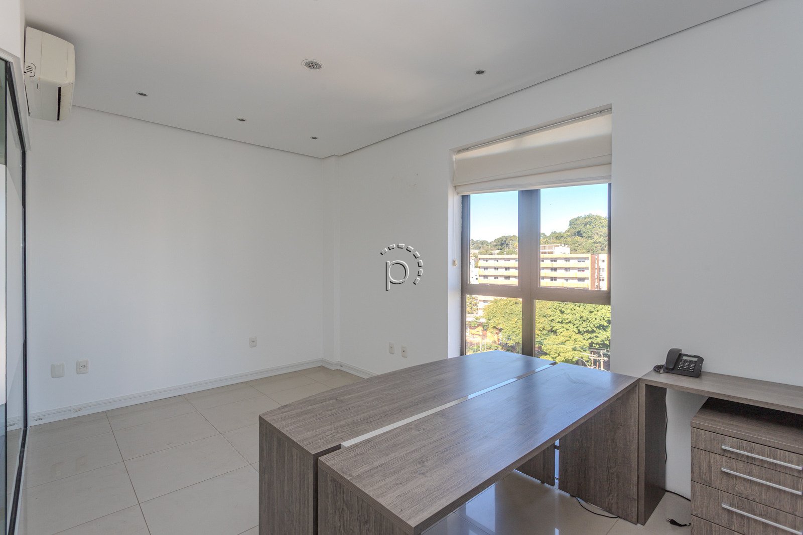 Sala à venda com 49m², 1 vaga no bairro Menino Deus em Porto Alegre - Foto 12