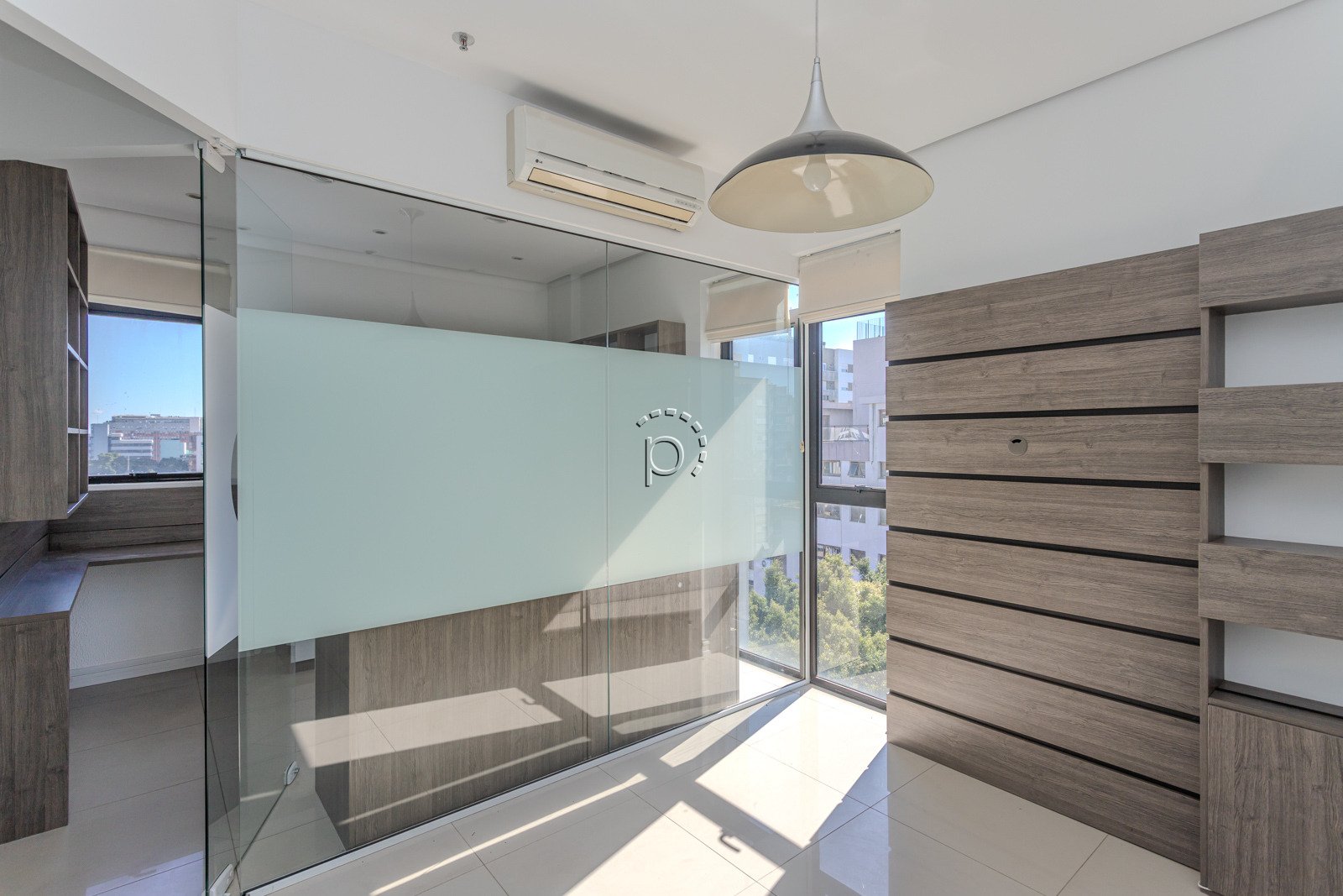 Sala à venda com 49m², 1 vaga no bairro Menino Deus em Porto Alegre - Foto 16