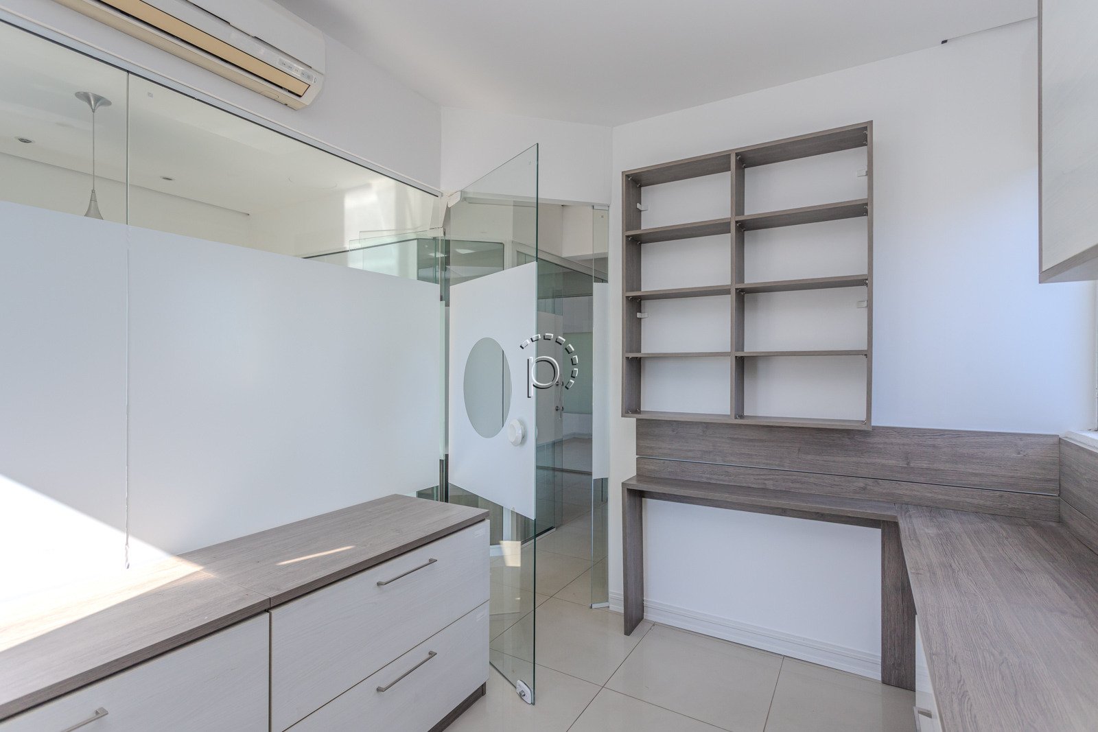 Sala à venda com 49m², 1 vaga no bairro Menino Deus em Porto Alegre - Foto 22