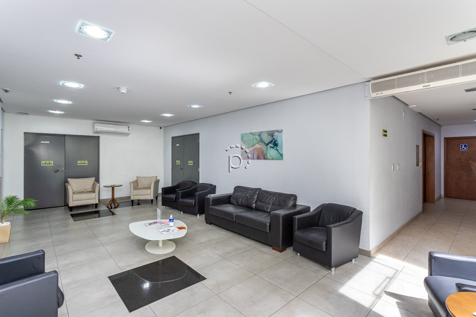 Sala à venda com 49m², 1 vaga no bairro Menino Deus em Porto Alegre - Foto 26