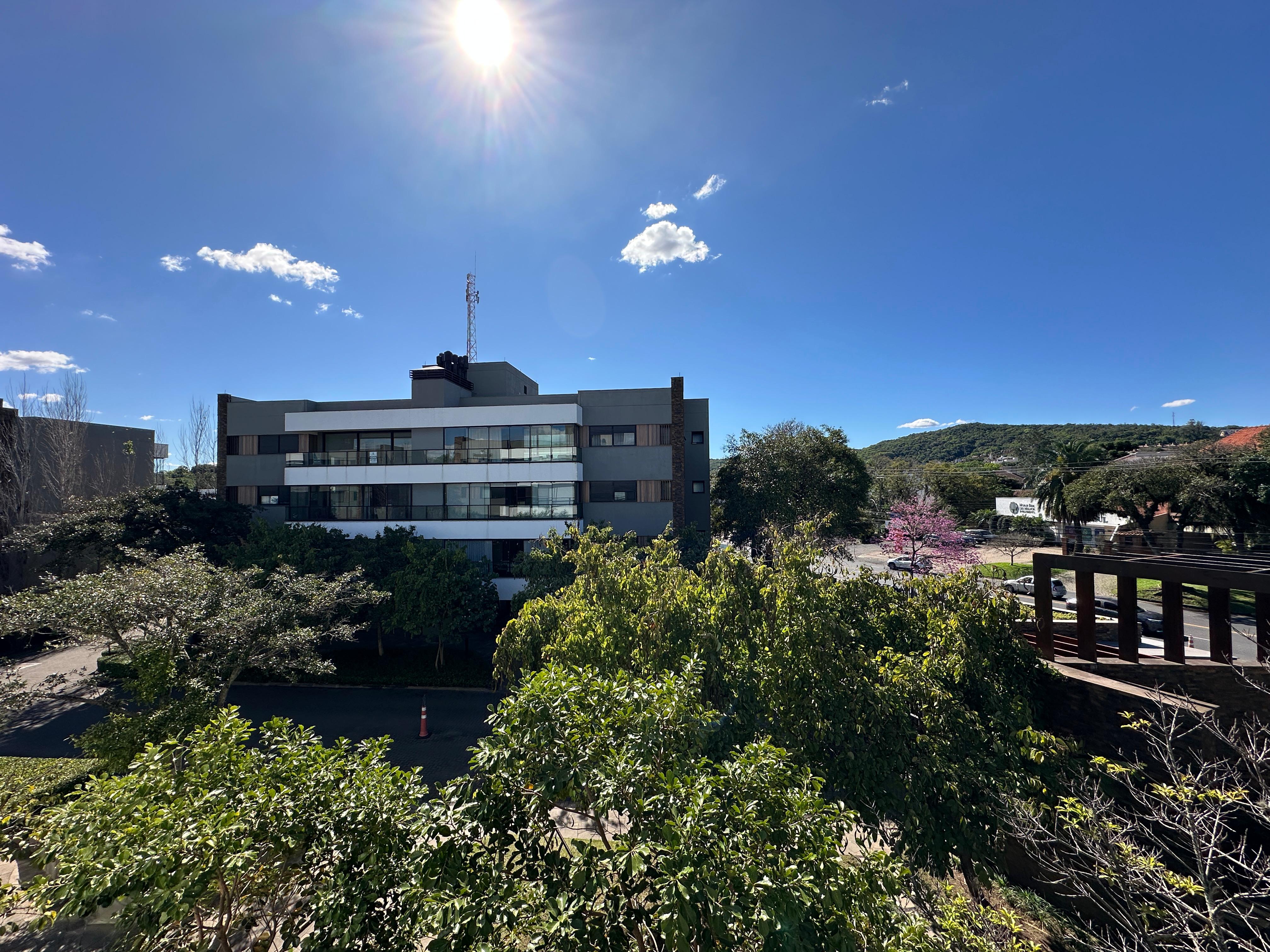 Apartamento à venda com 163m², 3 quartos, 3 suítes no bairro Pedra Redonda em Porto Alegre - Foto 6