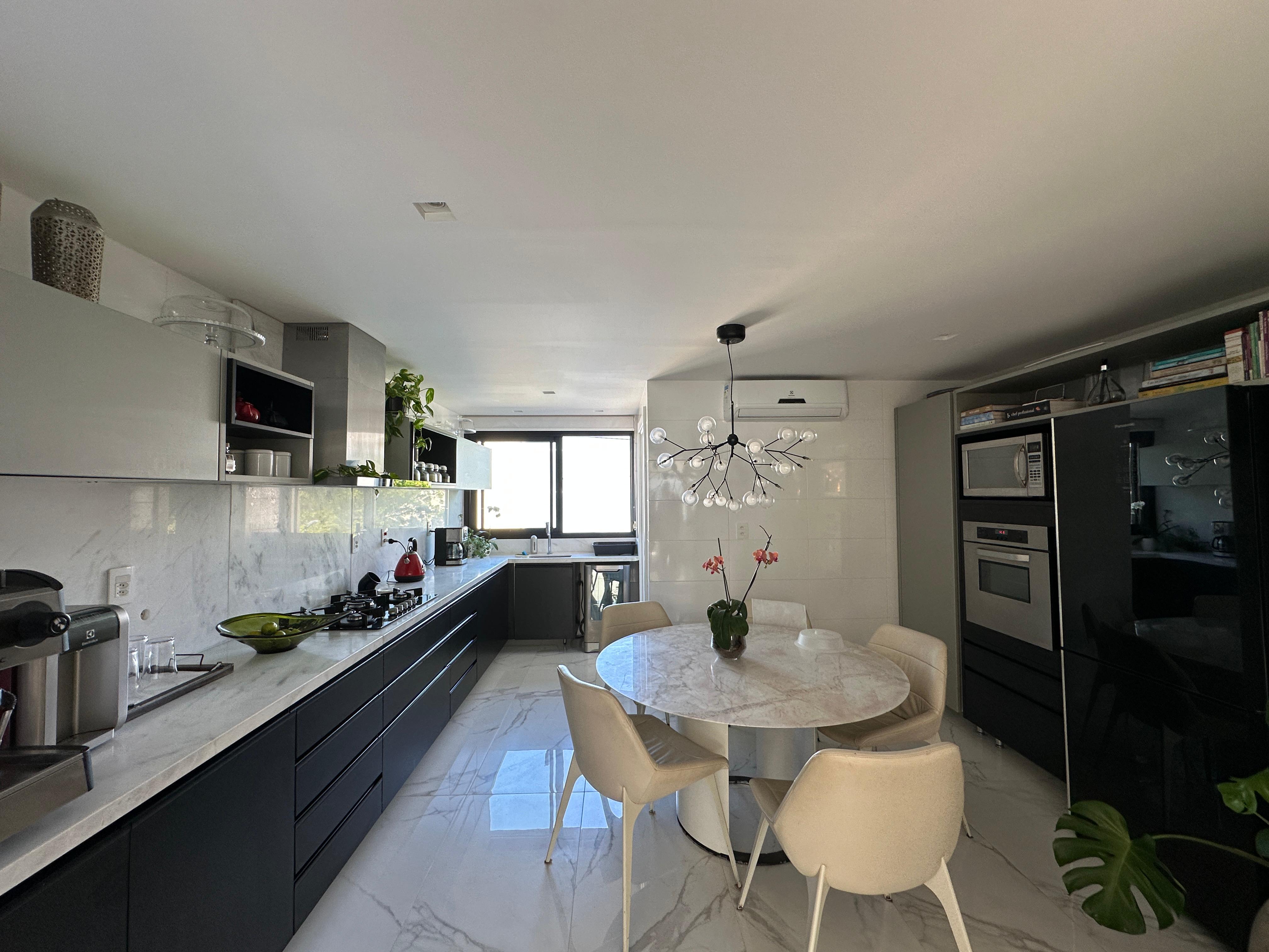 Apartamento à venda com 163m², 3 quartos, 3 suítes no bairro Pedra Redonda em Porto Alegre - Foto 14