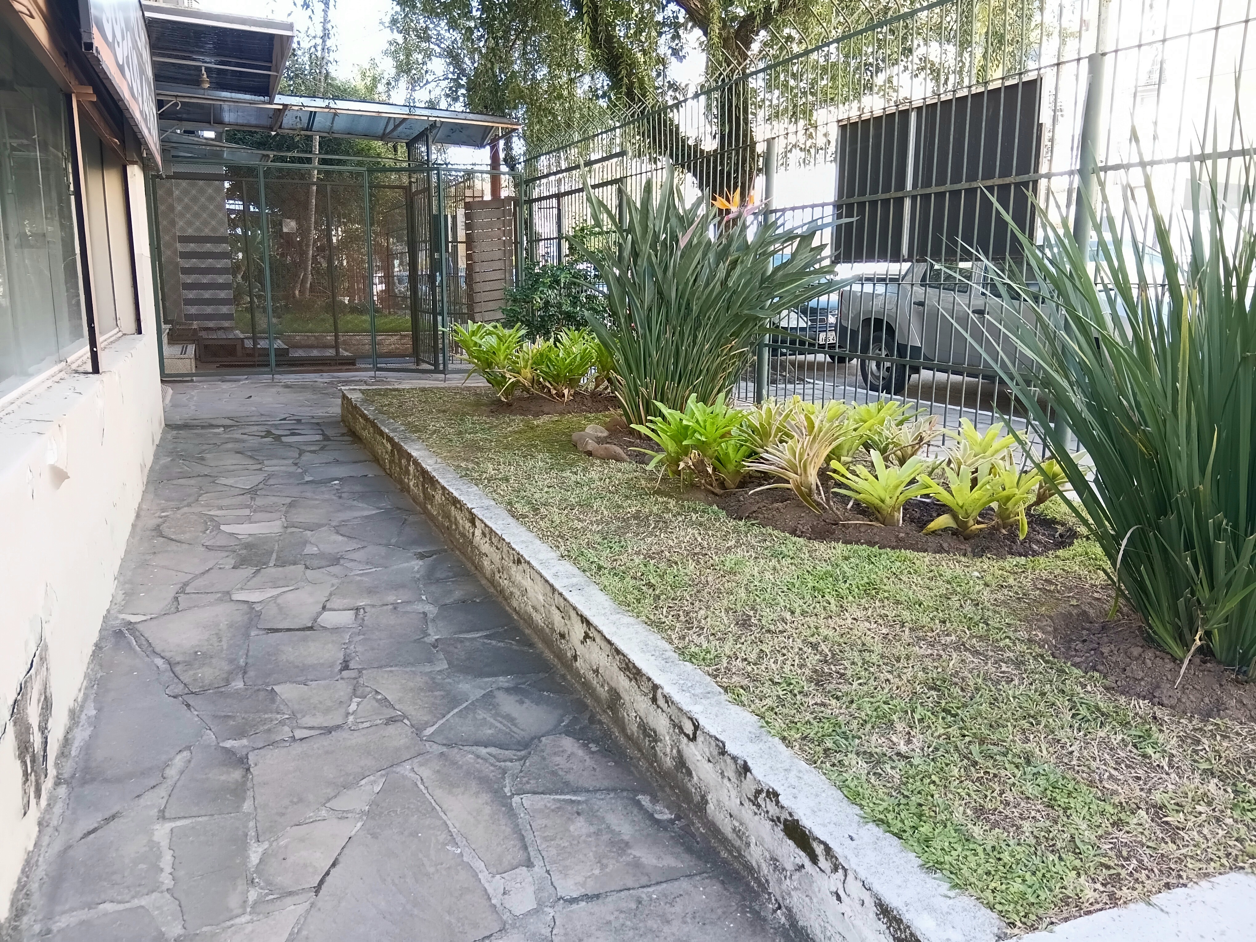 Loja para alugar com 203m² no bairro Menino Deus em Porto Alegre - Foto 5