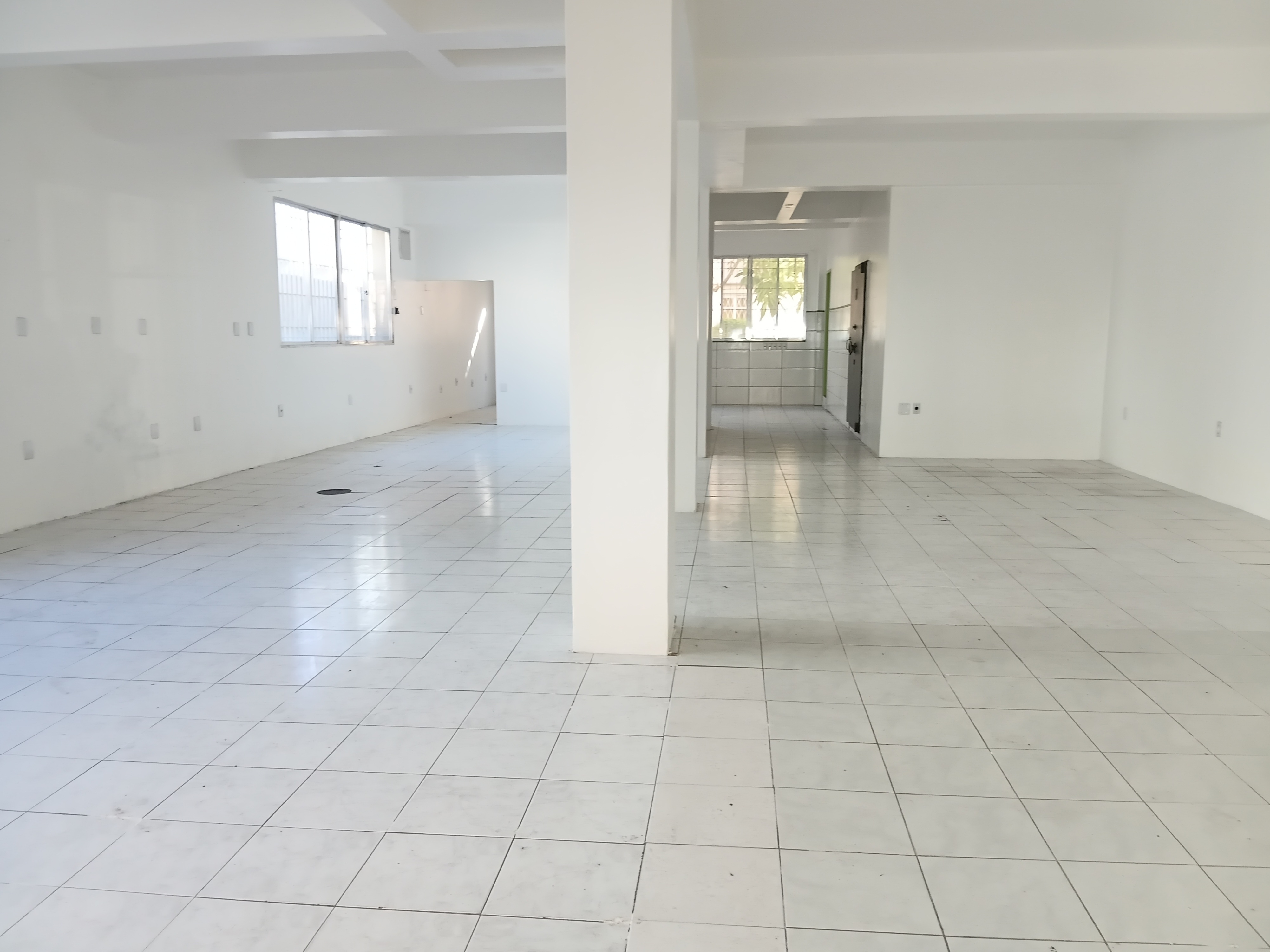 Loja para alugar com 203m² no bairro Menino Deus em Porto Alegre - Foto 23