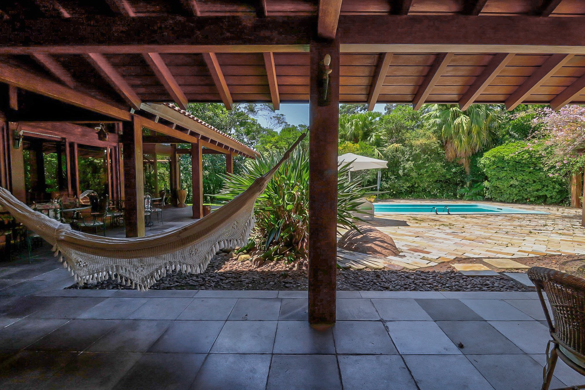 Casa em Condomínio à venda com 701m², 6 quartos, 2 suítes, 4 vagas no bairro Cavalhada em Porto Alegre - Foto 9