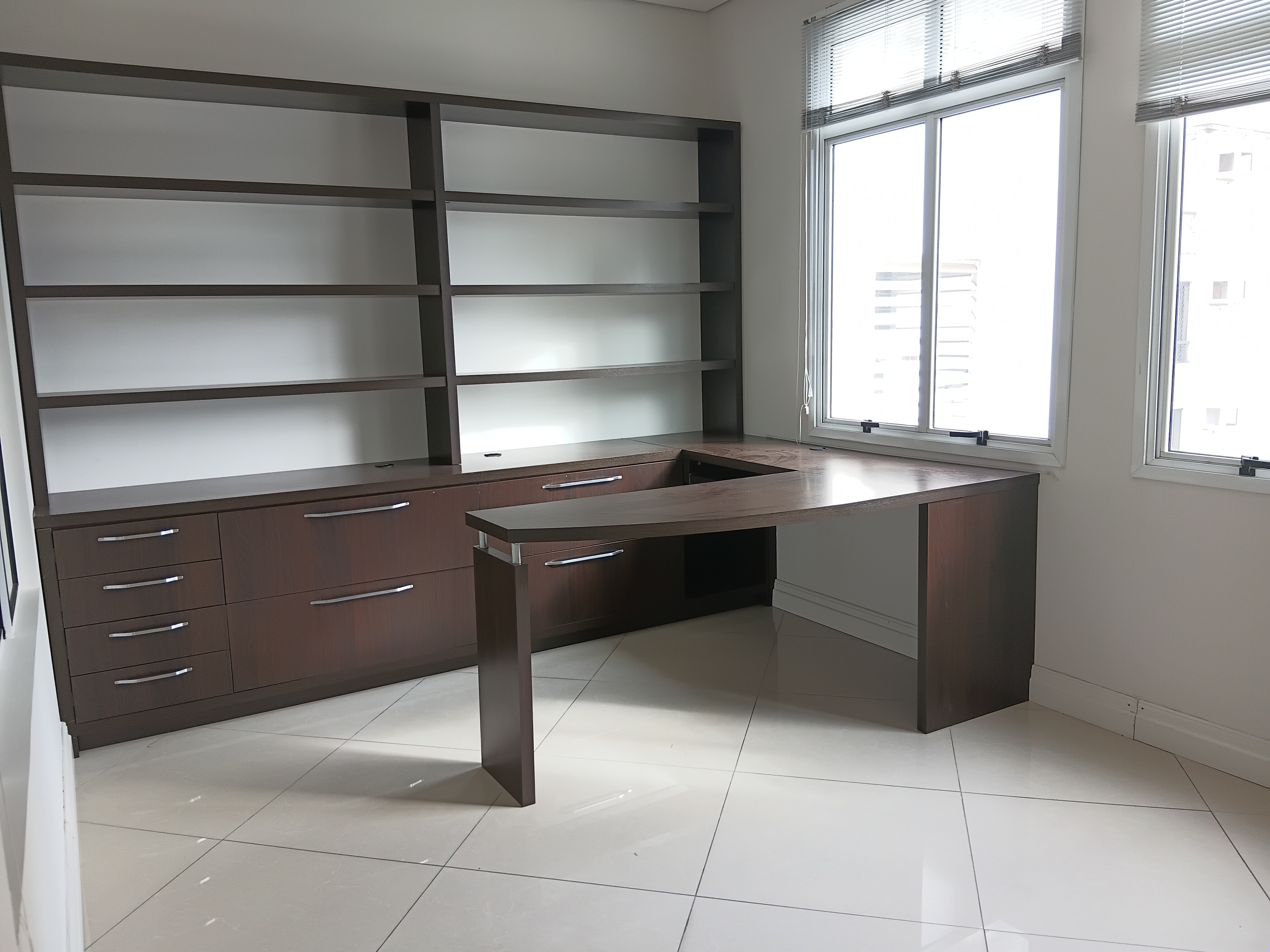 Sala para alugar com 42m², 1 vaga no bairro Menino Deus em Porto Alegre - Foto 3