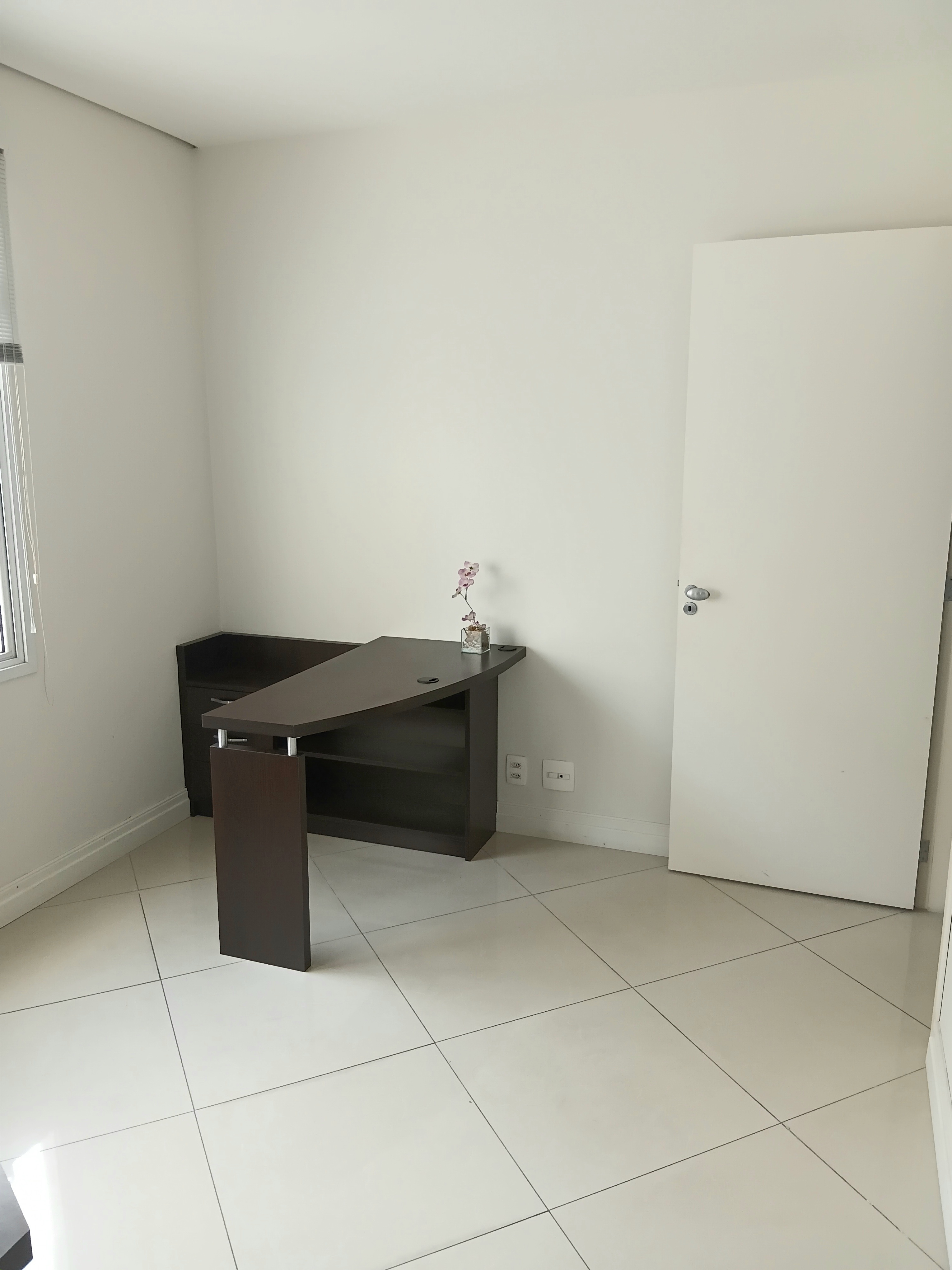 Sala para alugar com 42m², 1 vaga no bairro Menino Deus em Porto Alegre - Foto 7