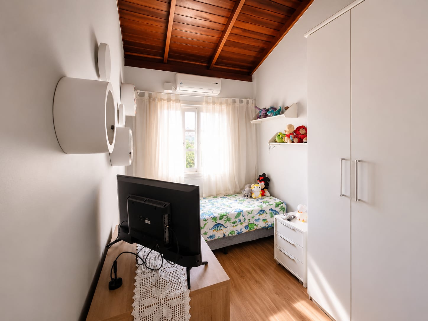 Casa à venda com 117m², 3 quartos, 1 suíte, 3 vagas no bairro Guarujá em Porto Alegre - Foto 20
