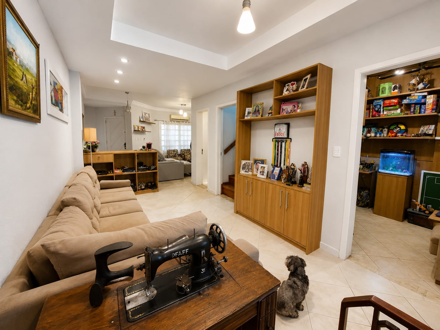 Casa à venda com 117m², 3 quartos, 1 suíte, 3 vagas no bairro Guarujá em Porto Alegre - Foto 9