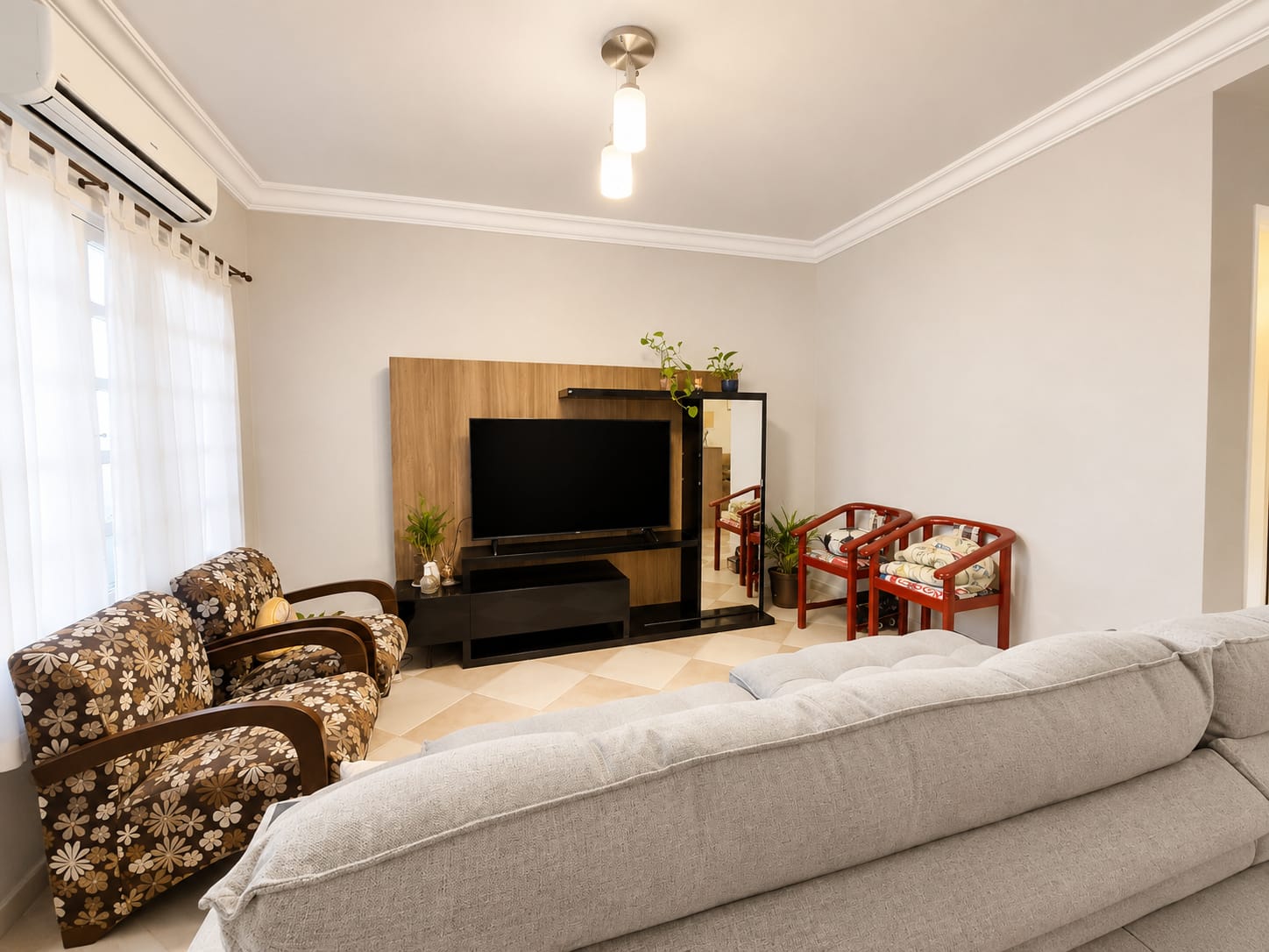 Casa à venda com 117m², 3 quartos, 1 suíte, 3 vagas no bairro Guarujá em Porto Alegre - Foto 7