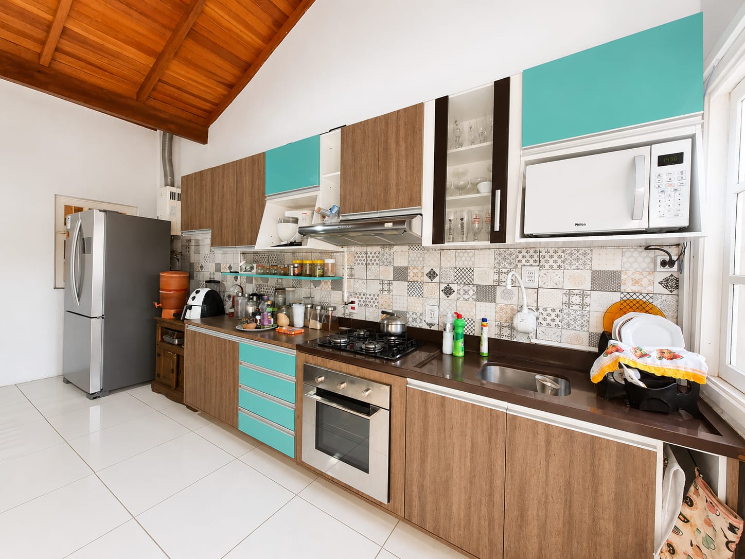 Casa à venda com 117m², 3 quartos, 1 suíte, 3 vagas no bairro Guarujá em Porto Alegre - Foto 16
