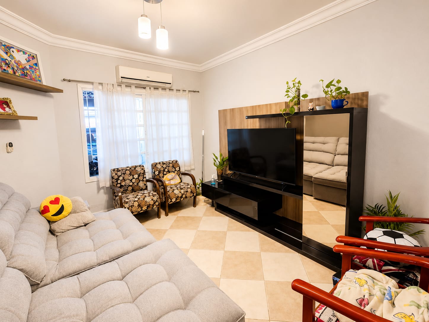 Casa à venda com 117m², 3 quartos, 1 suíte, 3 vagas no bairro Guarujá em Porto Alegre - Foto 4