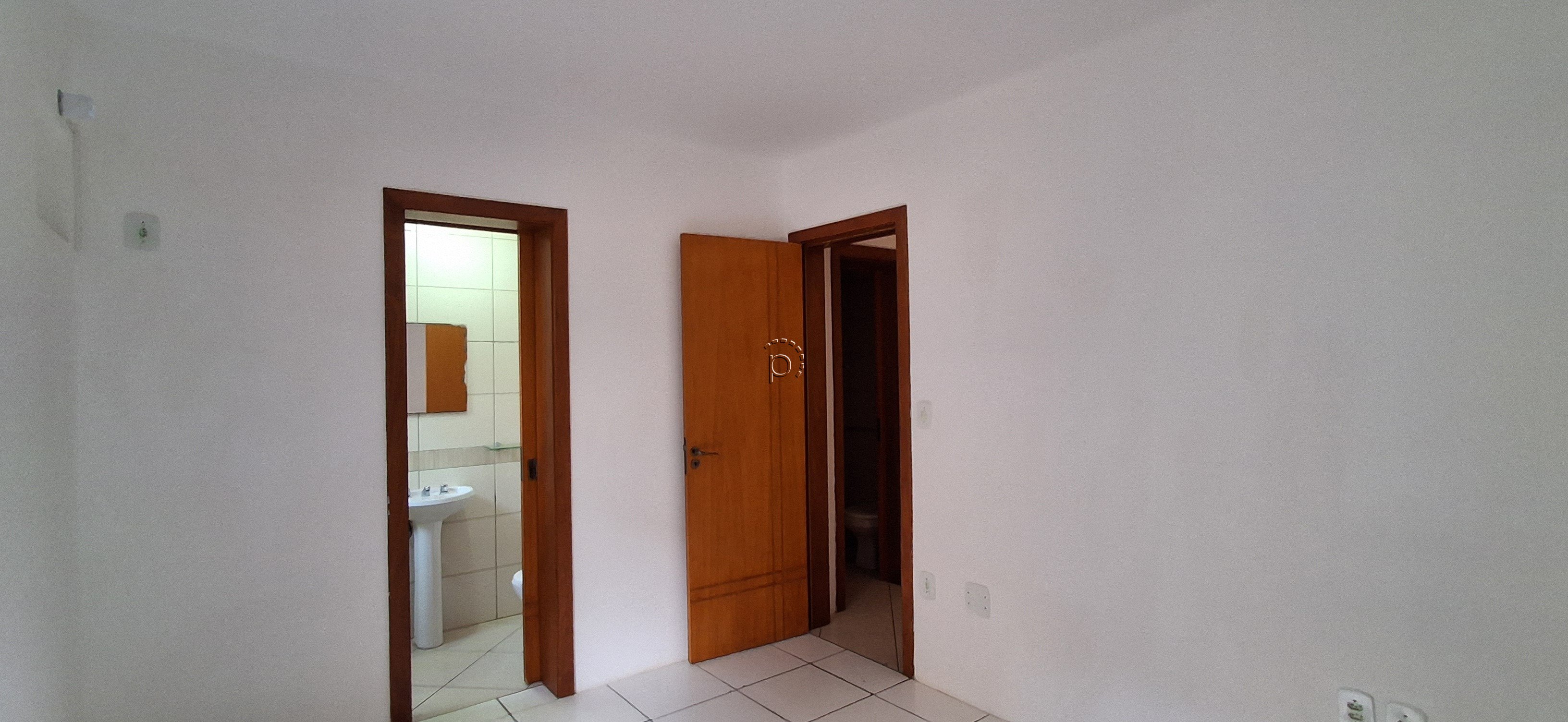 Casa em Condomínio para alugar com 127m², 2 quartos, 1 suíte, 1 vaga no bairro Guarujá em Porto Alegre - Foto 14