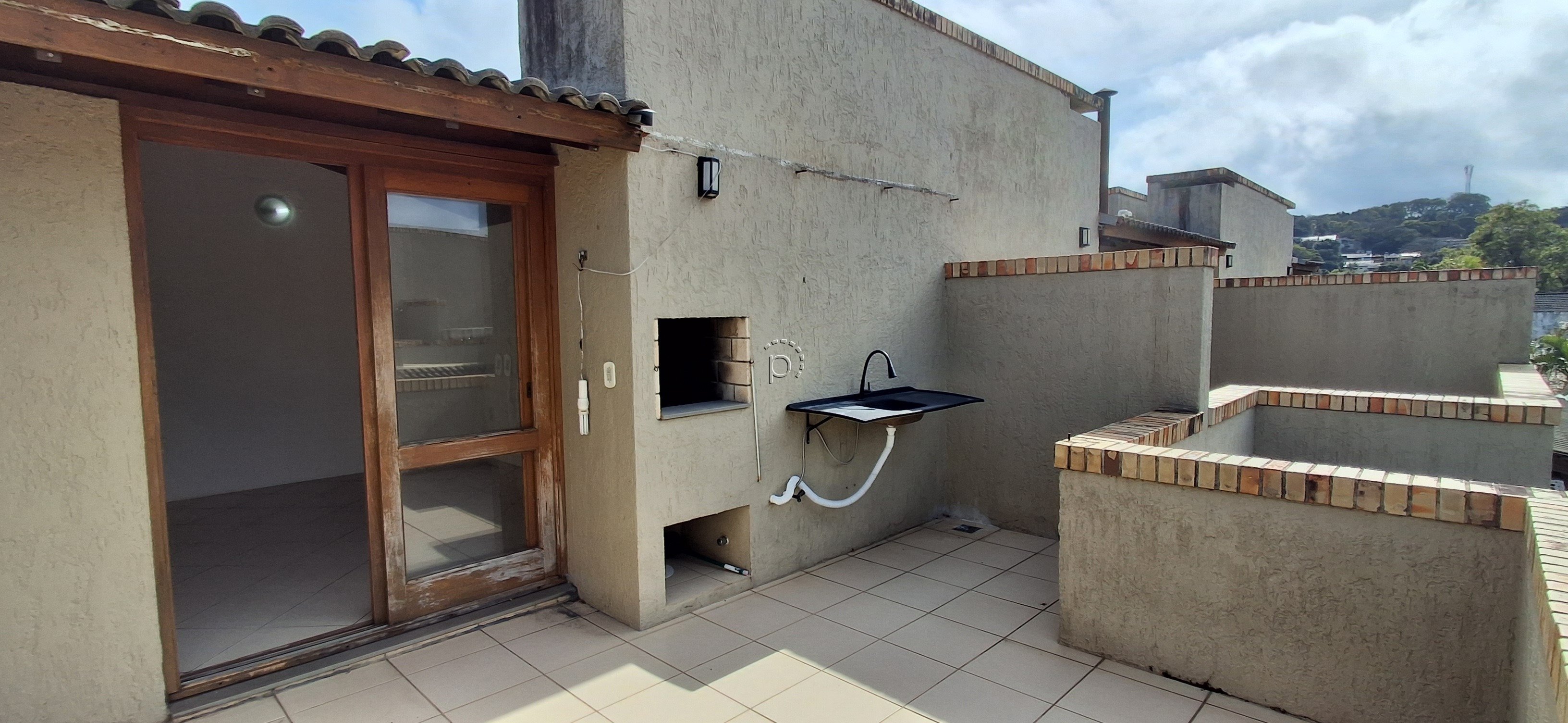 Casa em Condomínio para alugar com 127m², 2 quartos, 1 suíte, 1 vaga no bairro Guarujá em Porto Alegre - Foto 27