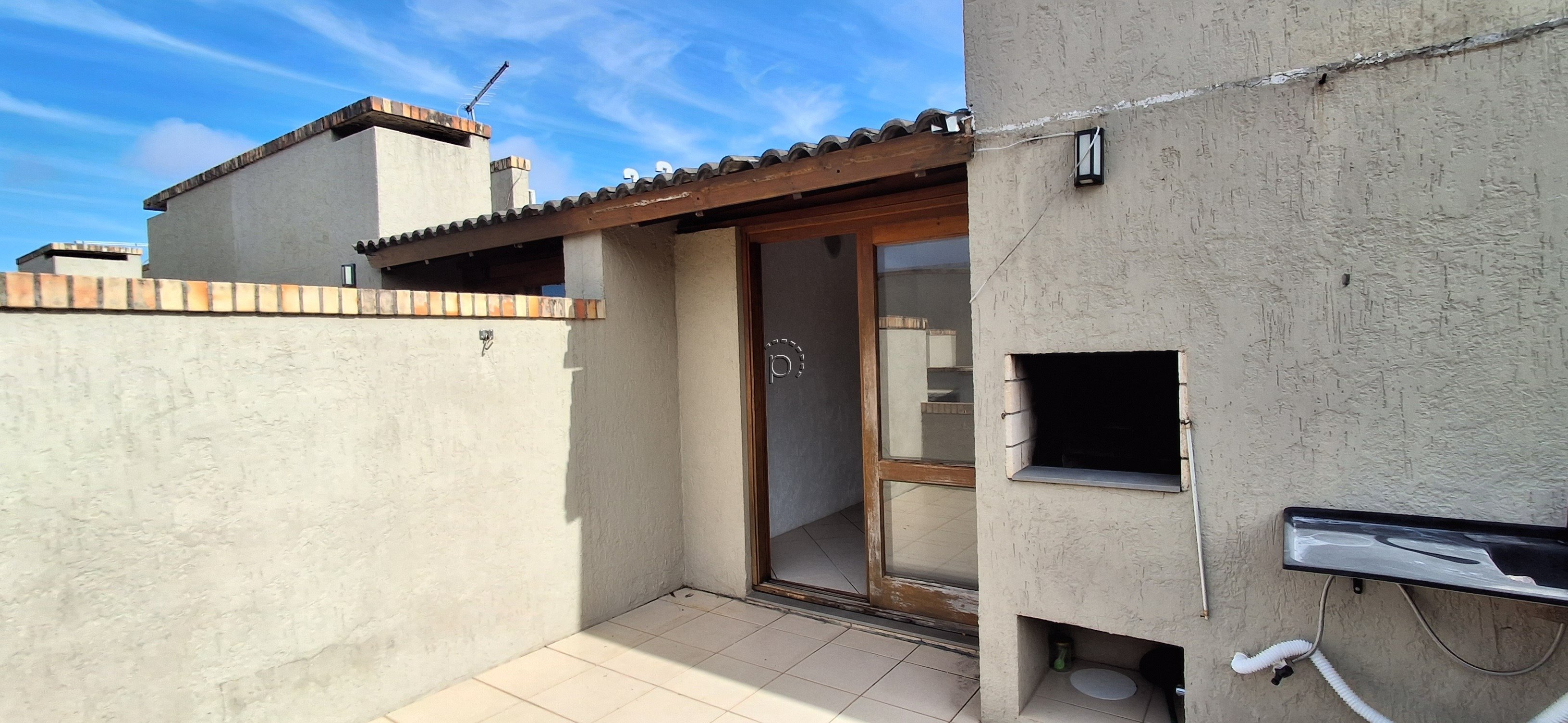 Casa em Condomínio para alugar com 127m², 2 quartos, 1 suíte, 1 vaga no bairro Guarujá em Porto Alegre - Foto 28
