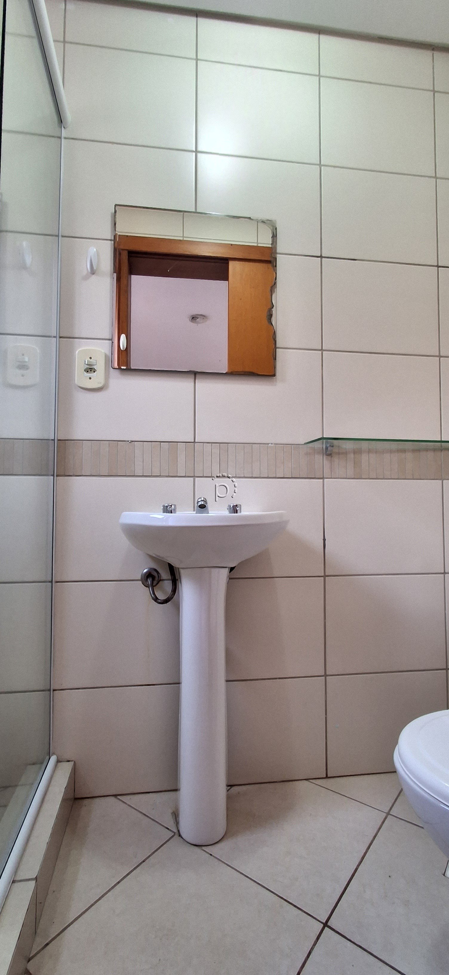 Casa em Condomínio para alugar com 127m², 2 quartos, 1 suíte, 1 vaga no bairro Guarujá em Porto Alegre - Foto 16