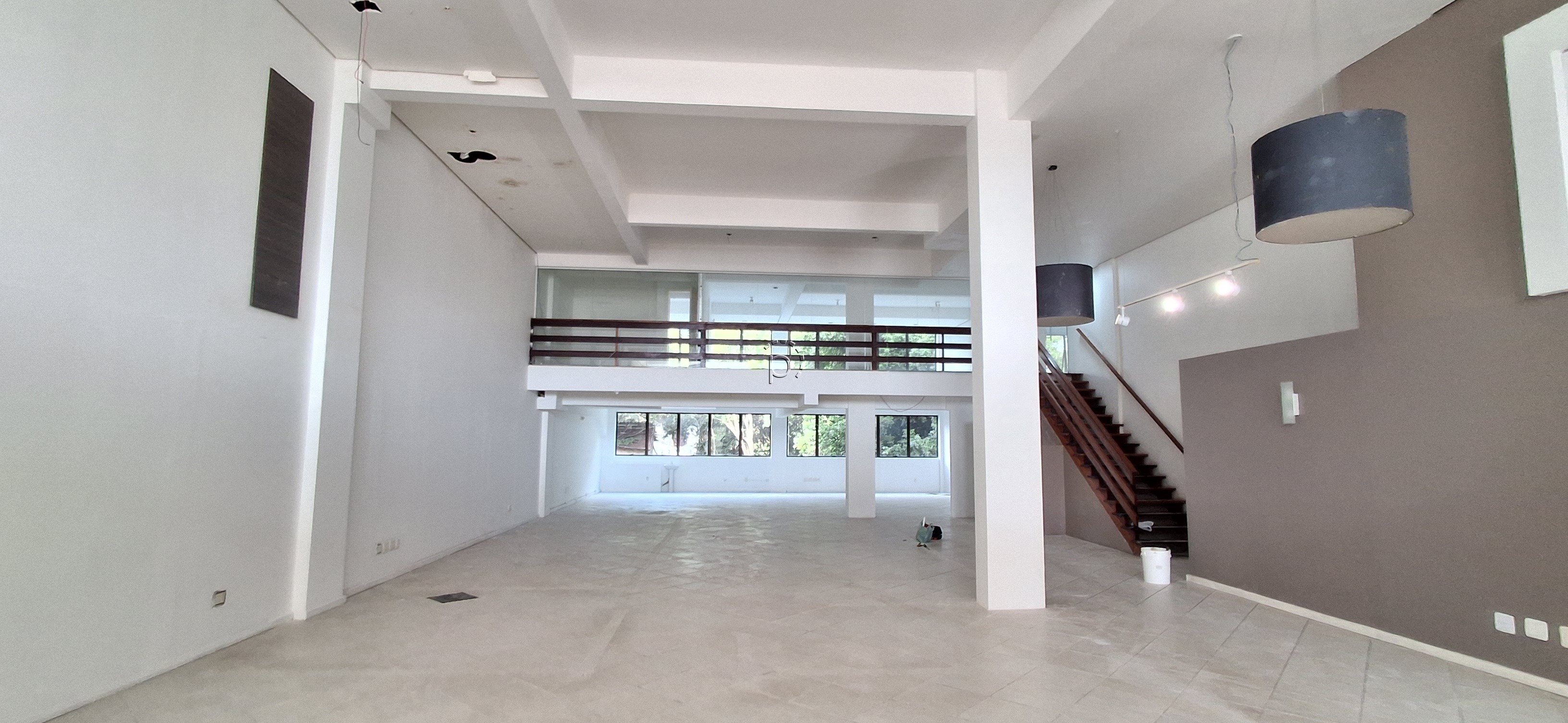 Loja para alugar com 390m², 3 vagas no bairro Tristeza em Porto Alegre - Foto 2
