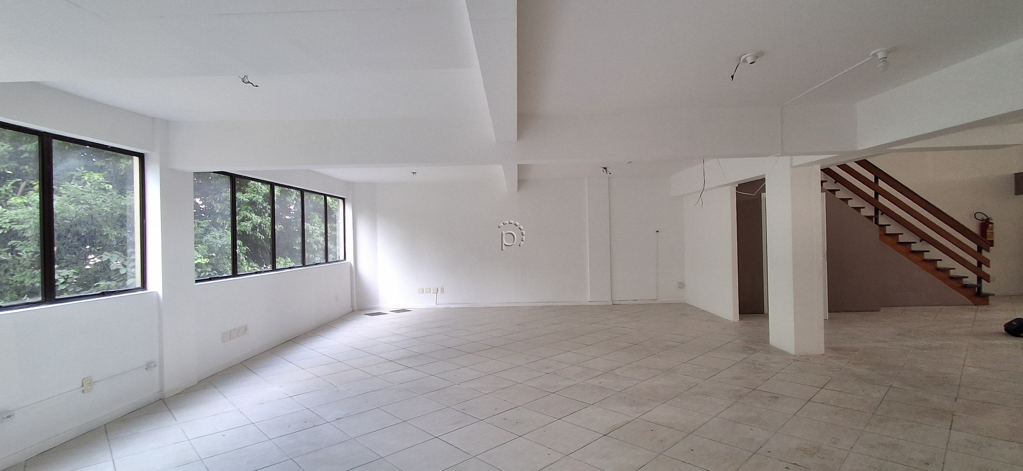 Loja para alugar com 390m², 3 vagas no bairro Tristeza em Porto Alegre - Foto 4