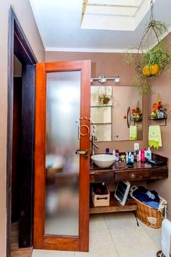 Casa à venda com 280m², 3 quartos, 1 suíte, 3 vagas no bairro Espirito Santo em Porto Alegre - Foto 13
