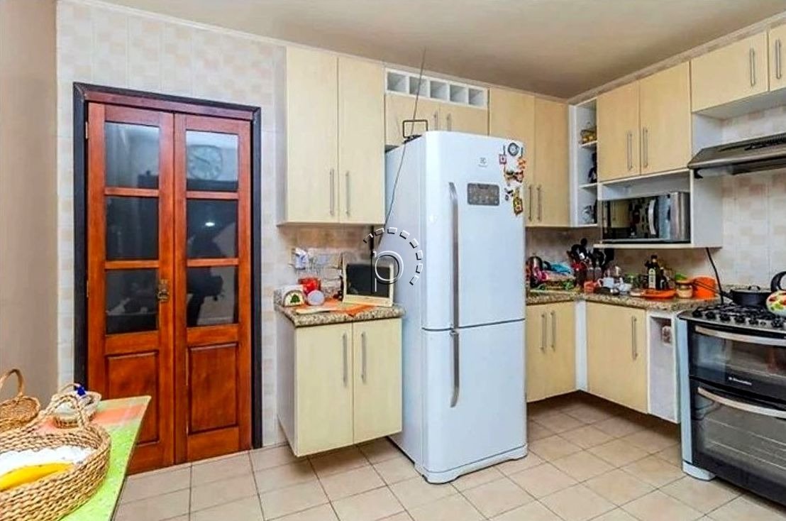 Casa à venda com 280m², 3 quartos, 1 suíte, 3 vagas no bairro Espirito Santo em Porto Alegre - Foto 14