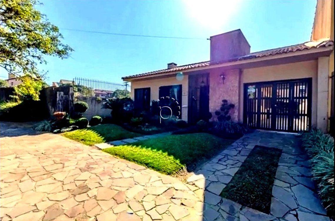 Casa à venda com 280m², 3 quartos, 1 suíte, 3 vagas no bairro Espirito Santo em Porto Alegre - Foto 2