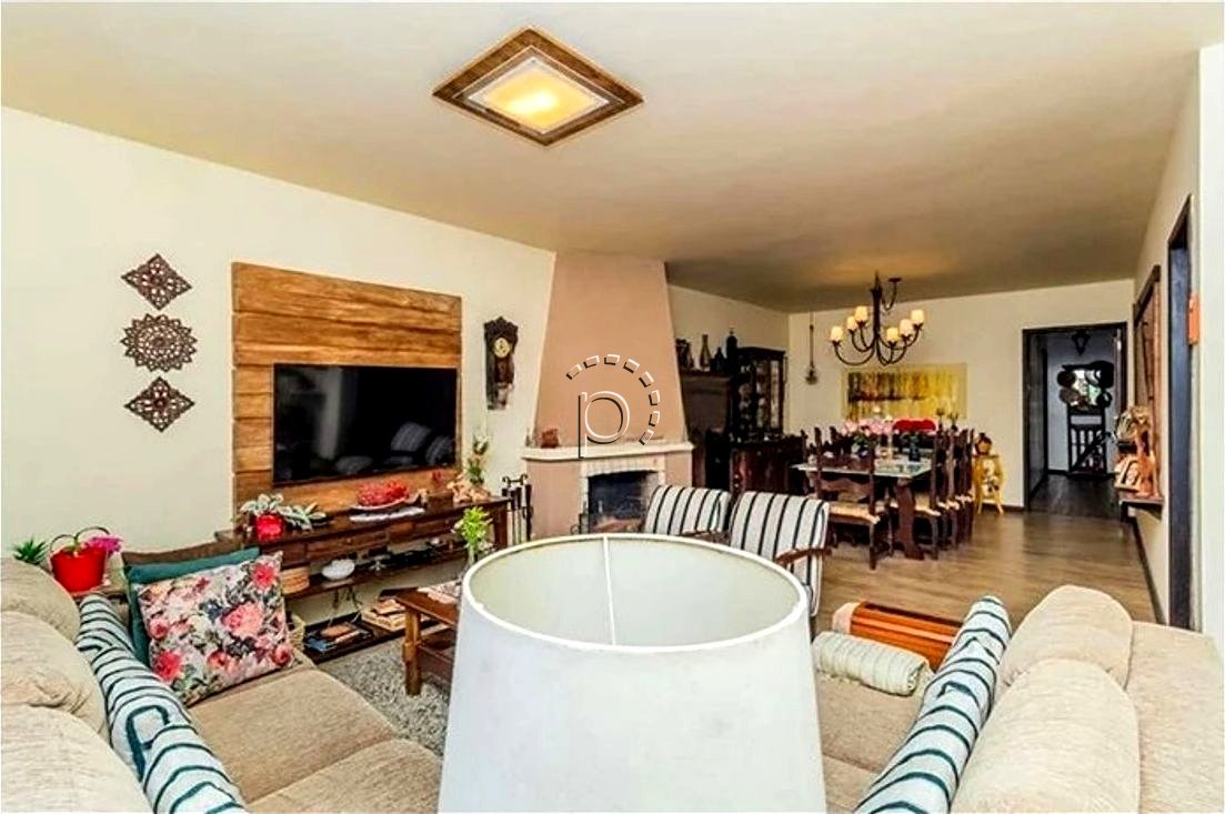 Casa à venda com 280m², 3 quartos, 1 suíte, 3 vagas no bairro Espirito Santo em Porto Alegre - Foto 2