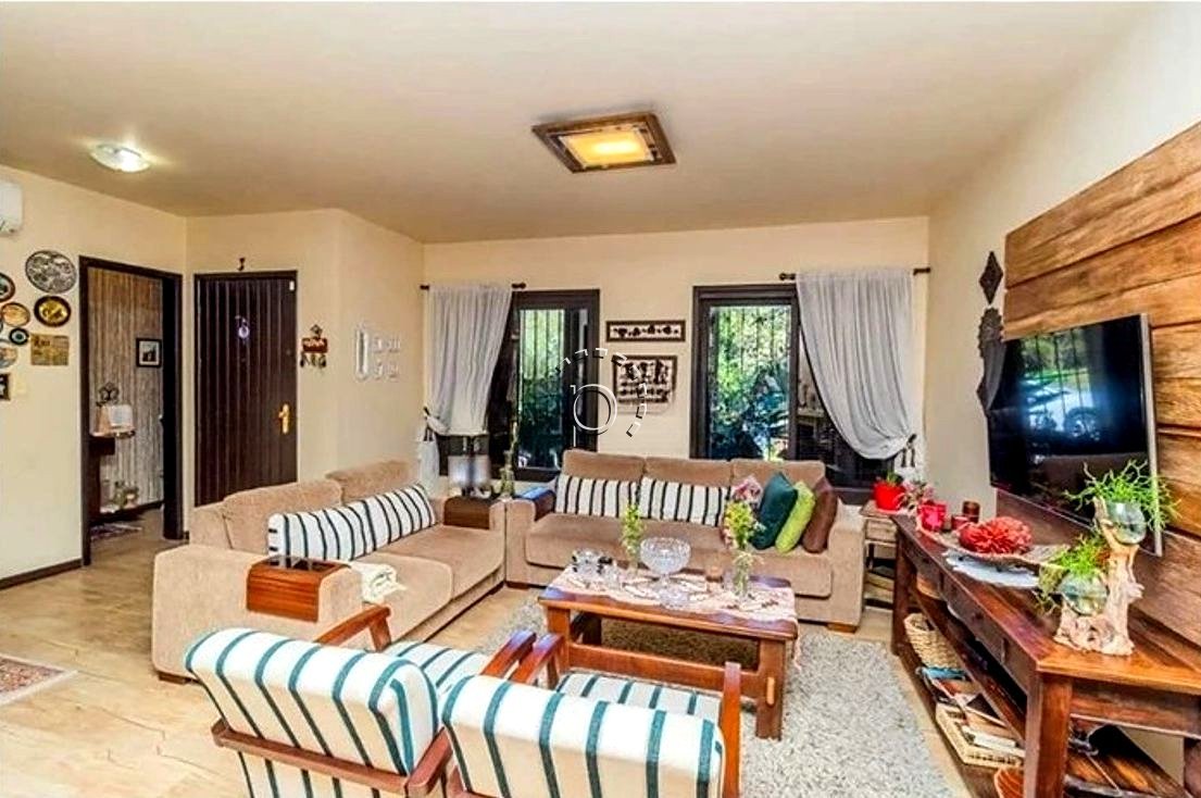 Casa à venda com 280m², 3 quartos, 1 suíte, 3 vagas no bairro Espirito Santo em Porto Alegre - Foto 3