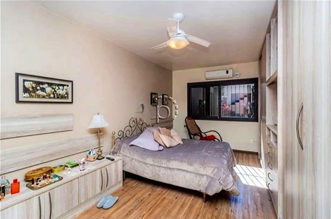 Casa à venda com 280m², 3 quartos, 1 suíte, 3 vagas no bairro Espirito Santo em Porto Alegre - Foto 11