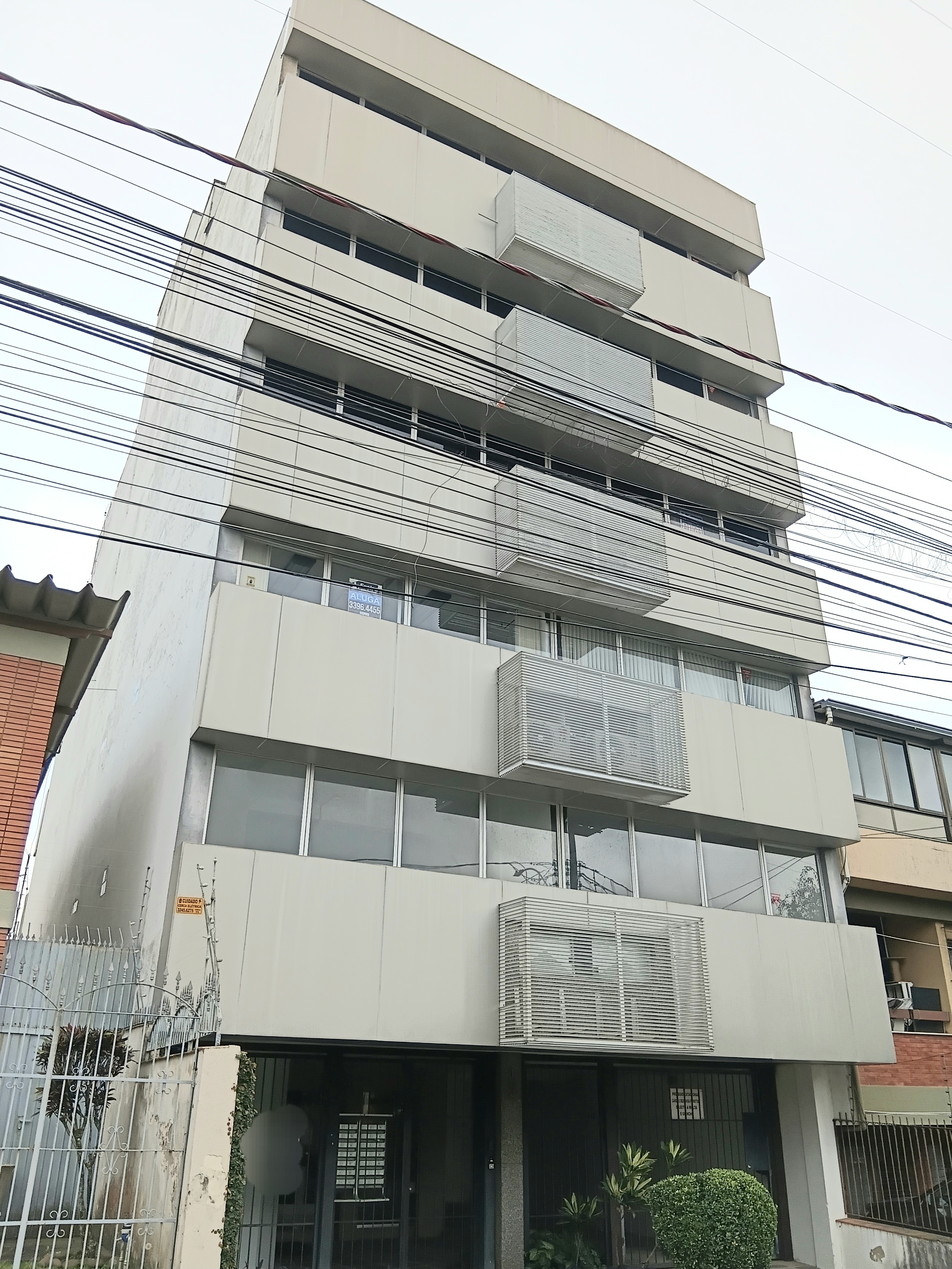 Sala para alugar com 53m² no bairro Partenon em Porto Alegre