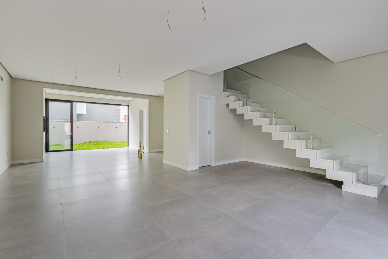 Casa em Condomínio à venda com 173m², 3 quartos, 3 suítes, 2 vagas no bairro Hípica em Porto Alegre - Foto 3