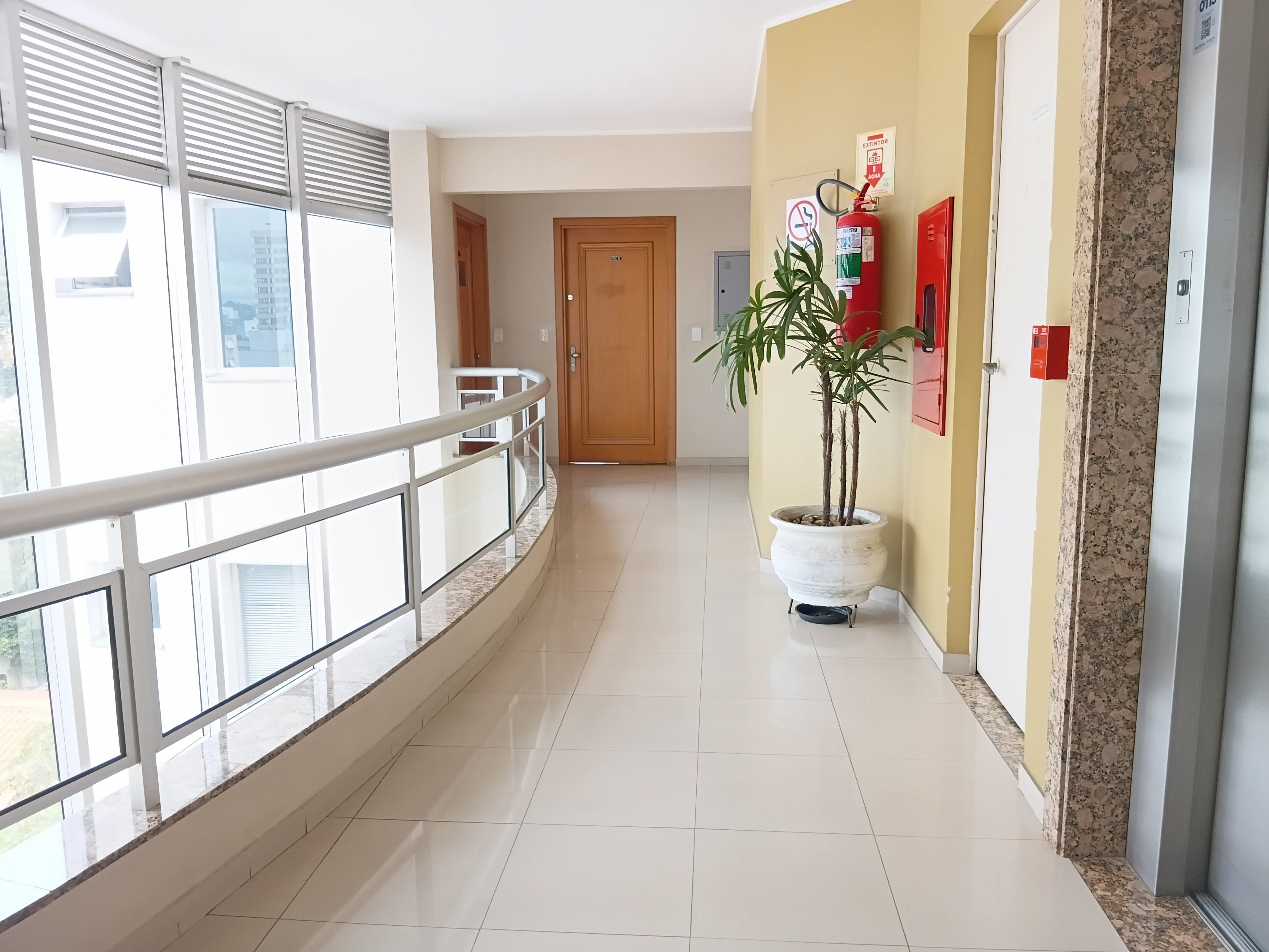 Sala para alugar com 56m², 1 vaga no bairro Menino Deus em Porto Alegre - Foto 26